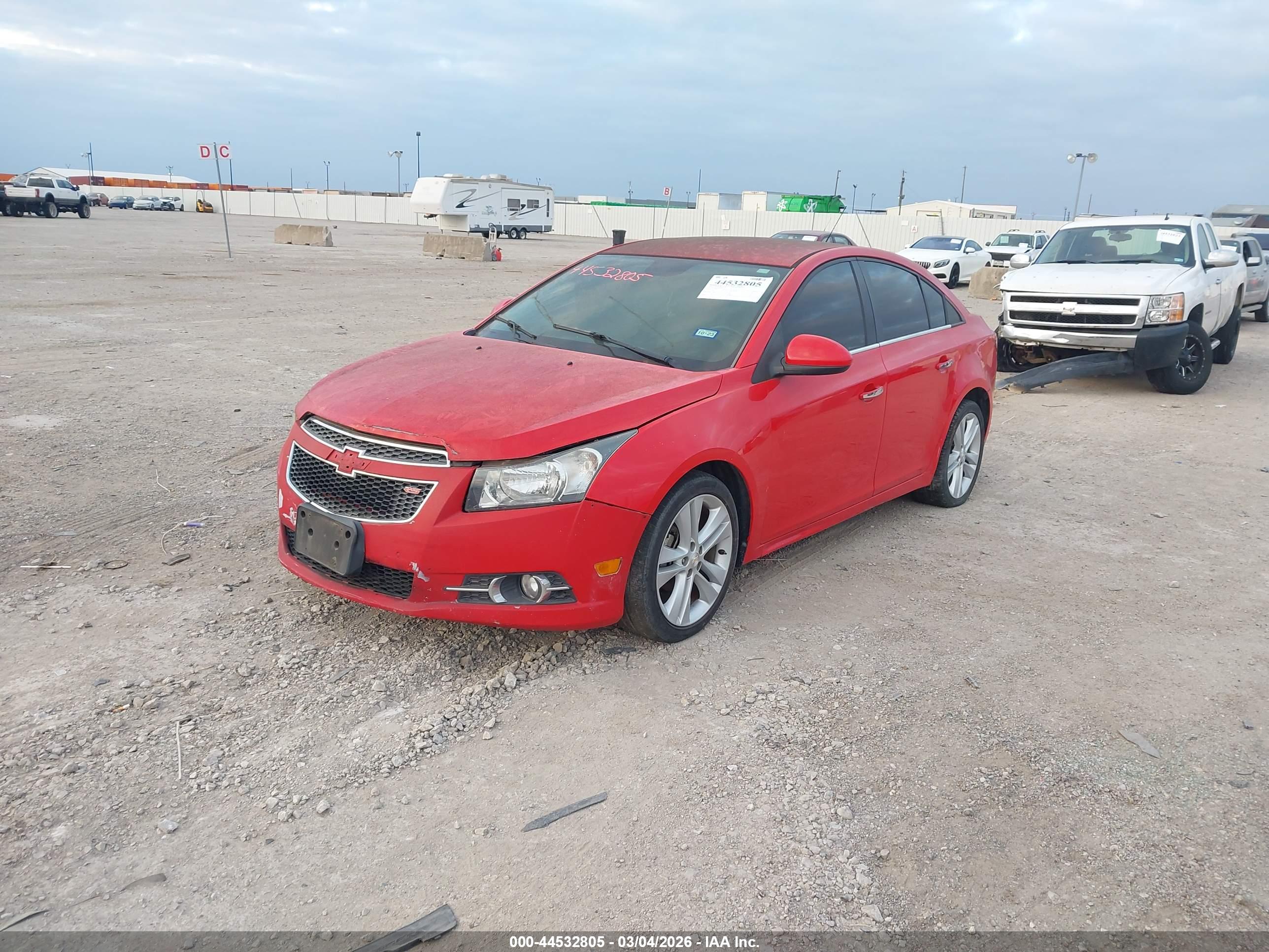 CHEVROLET CRUZE image 2
