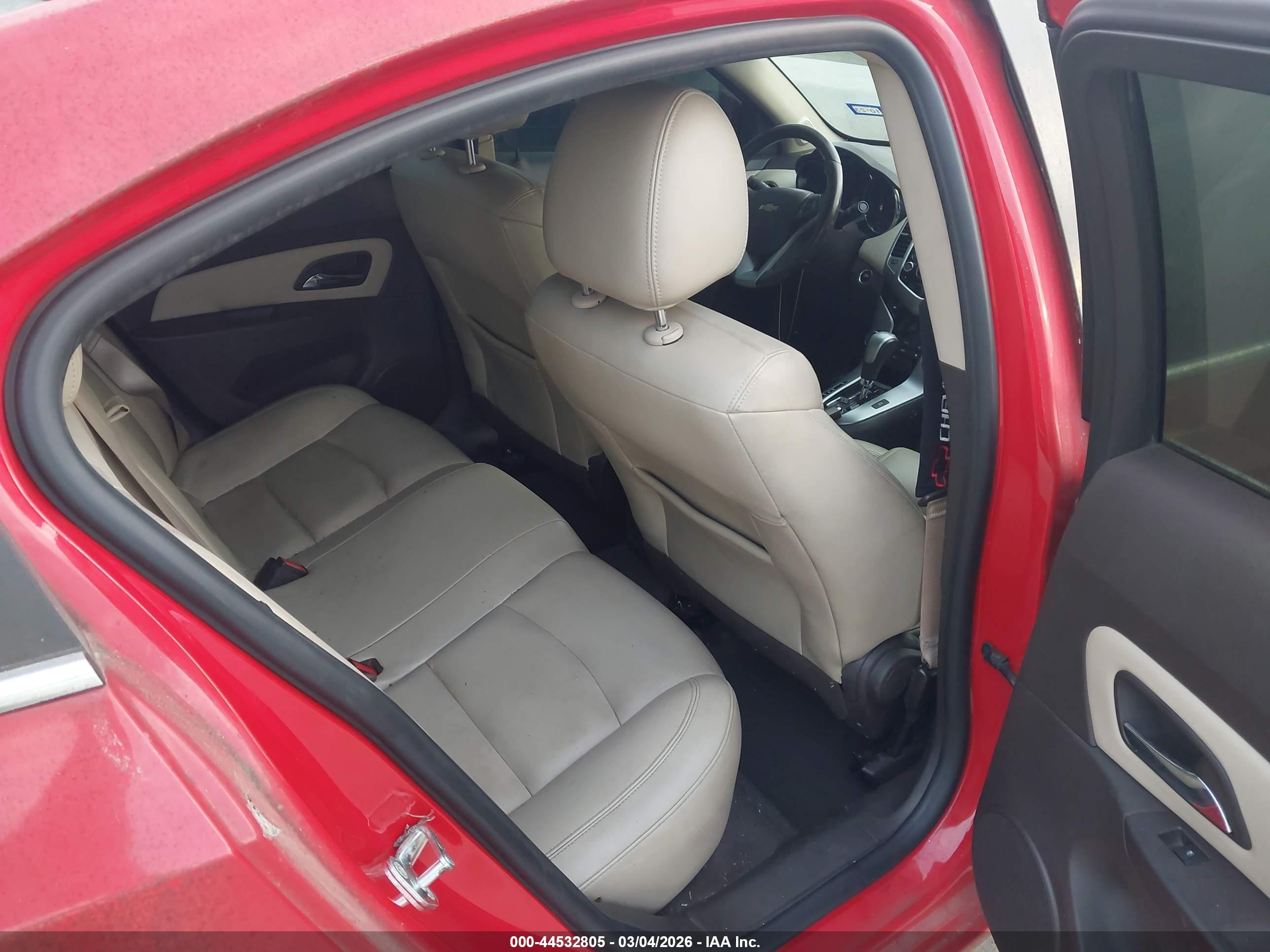 CHEVROLET CRUZE image 8