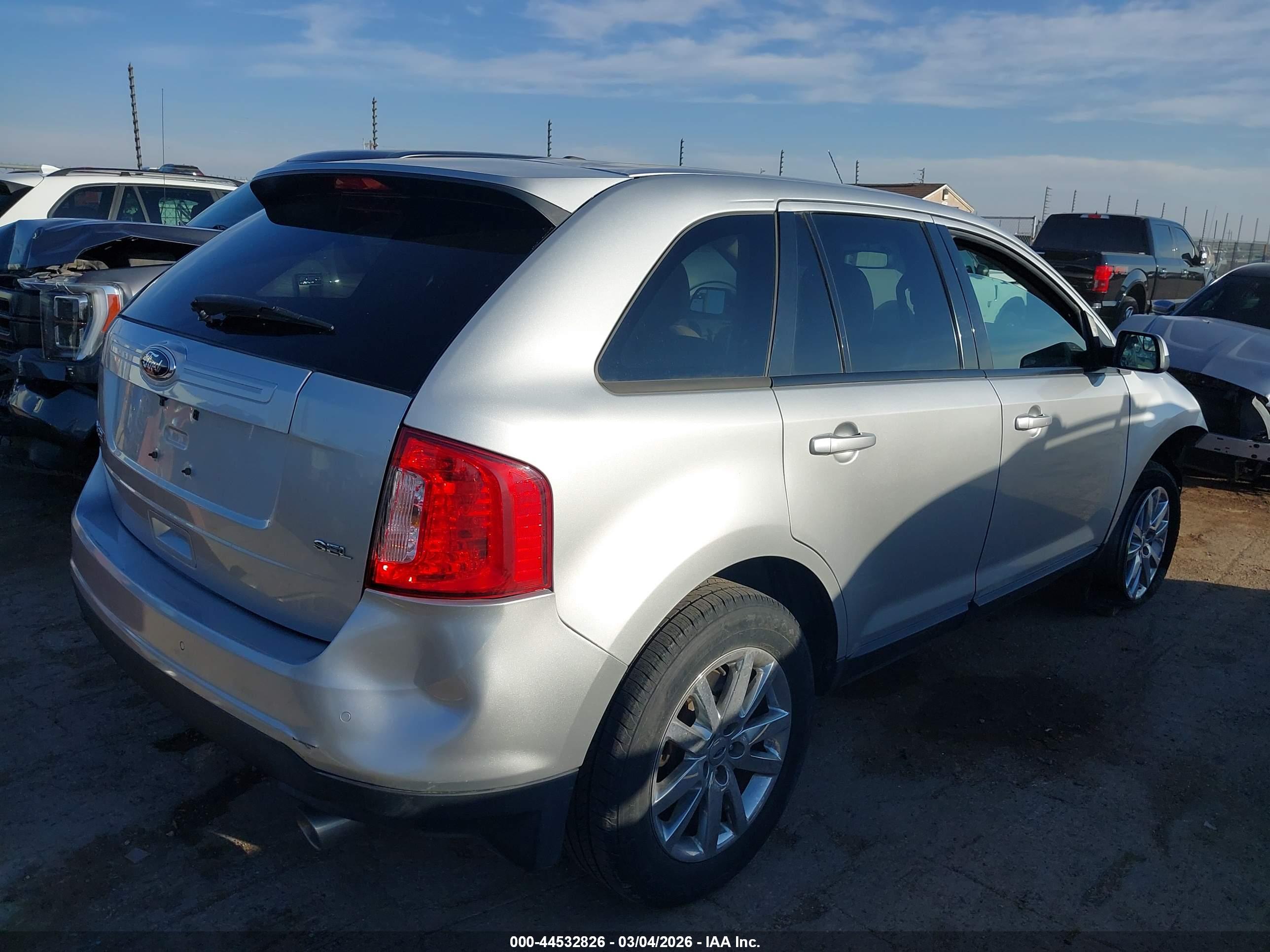 FORD EDGE image 4