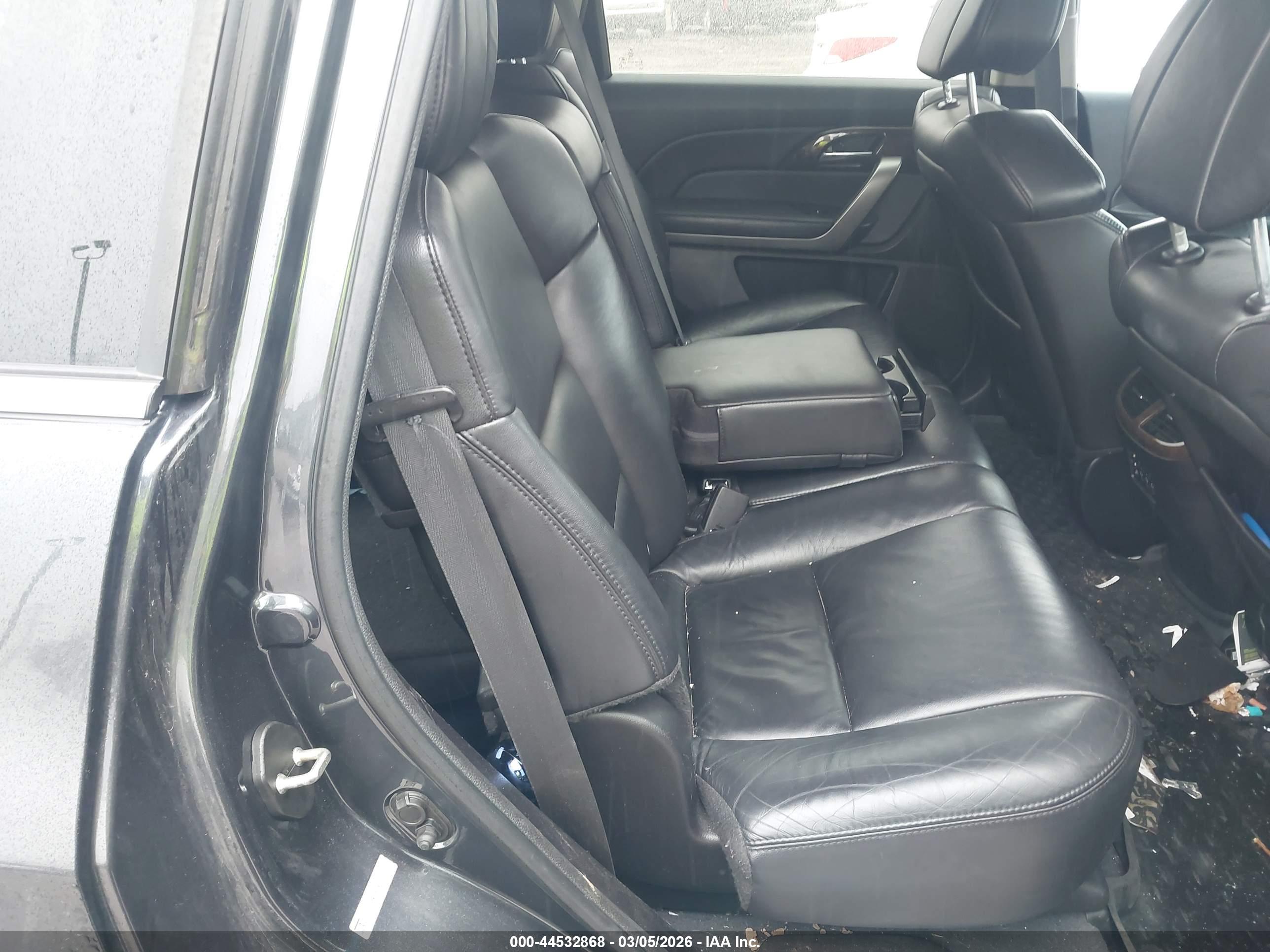 ACURA MDX image 8