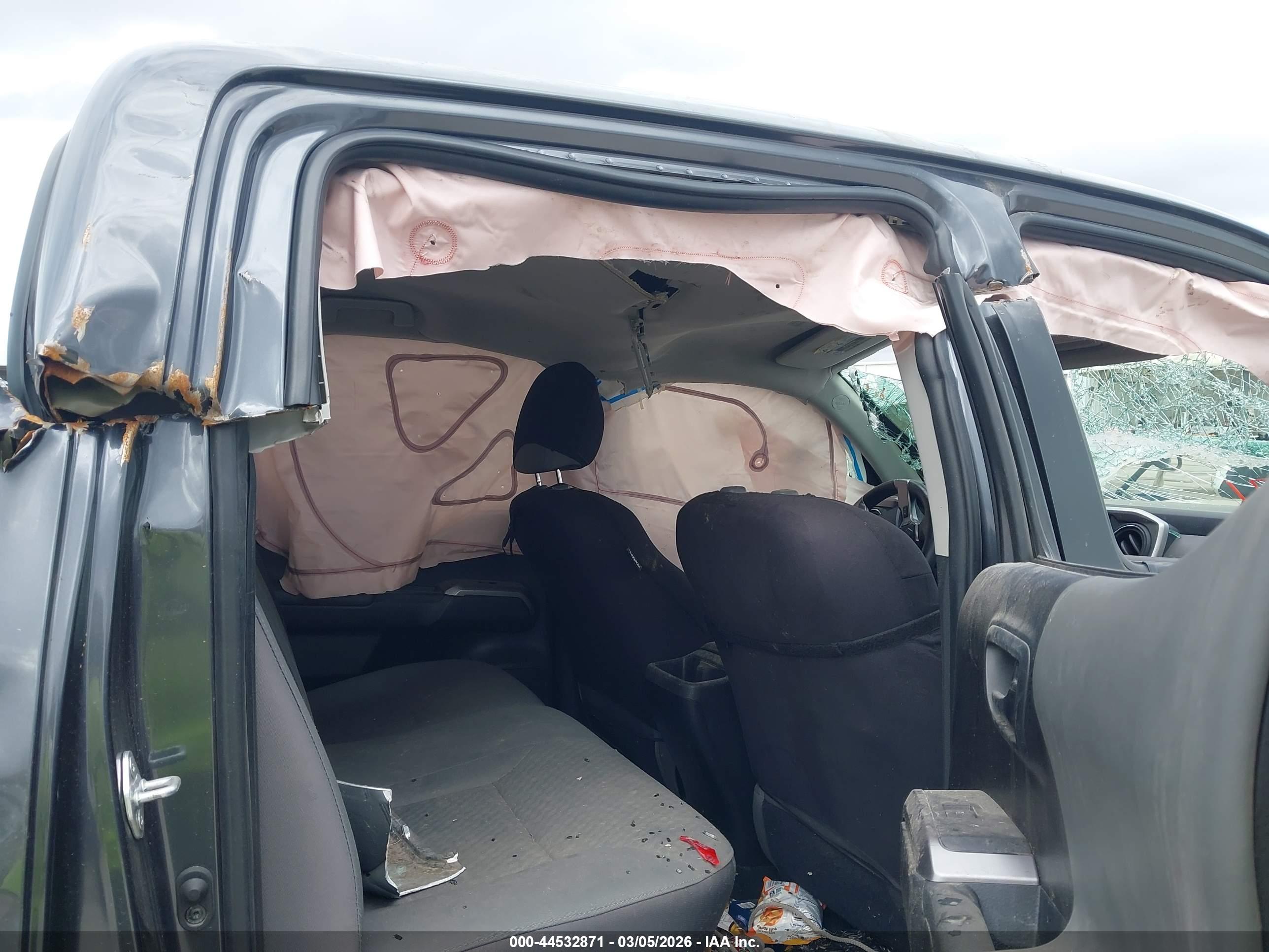 TOYOTA TACOMA image 5