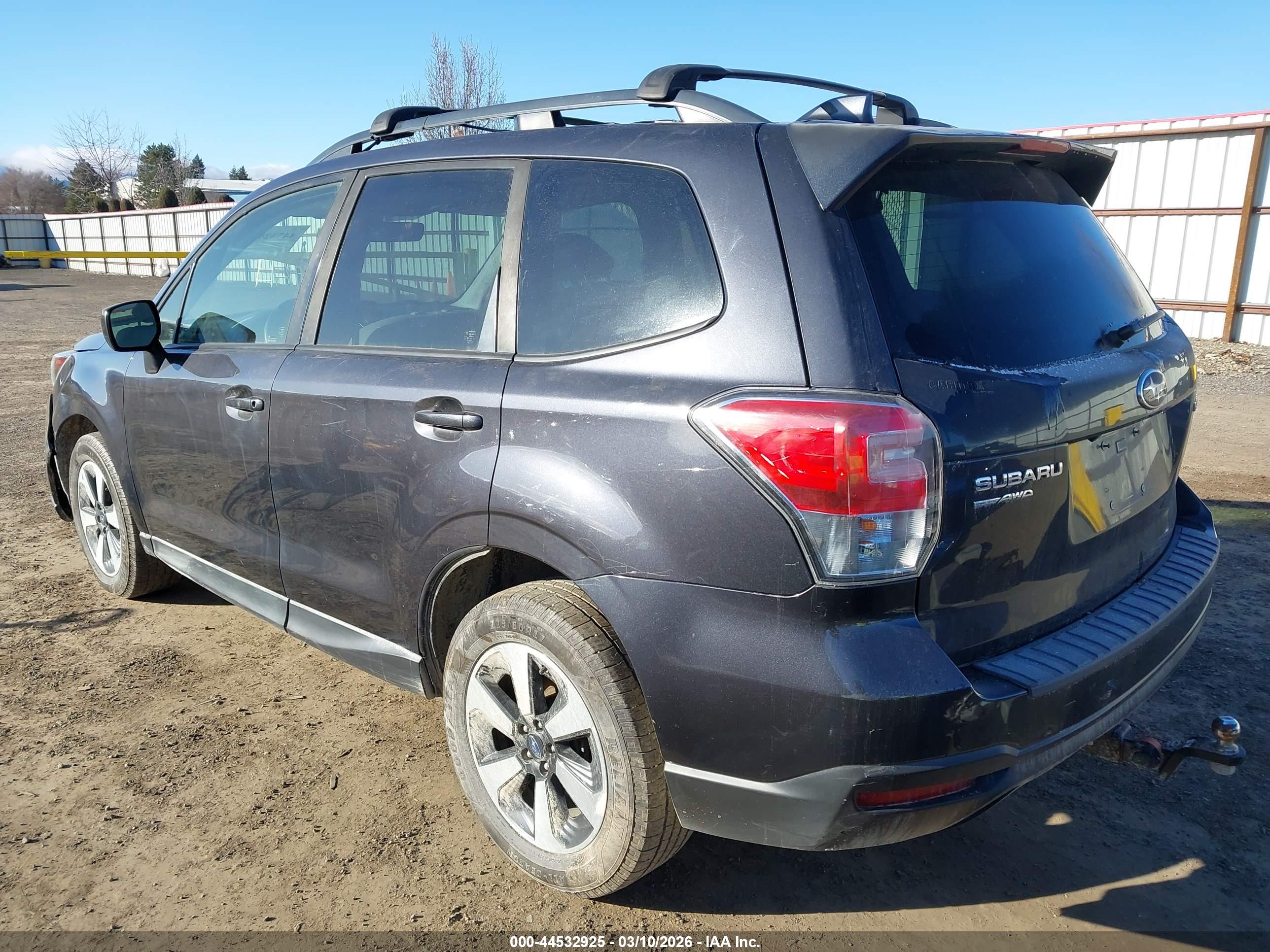 SUBARU FORESTER image 3