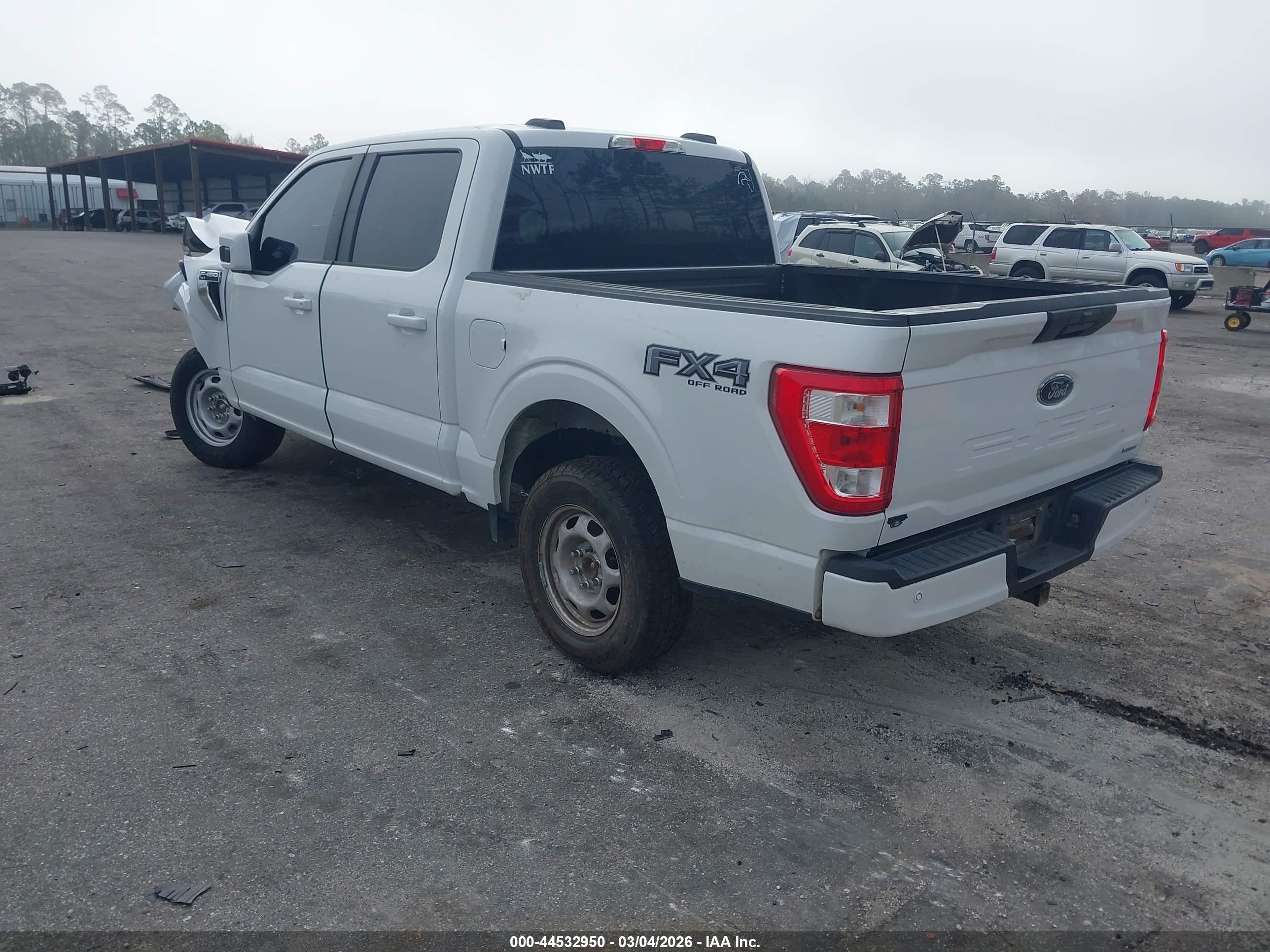 FORD F-150 image 3