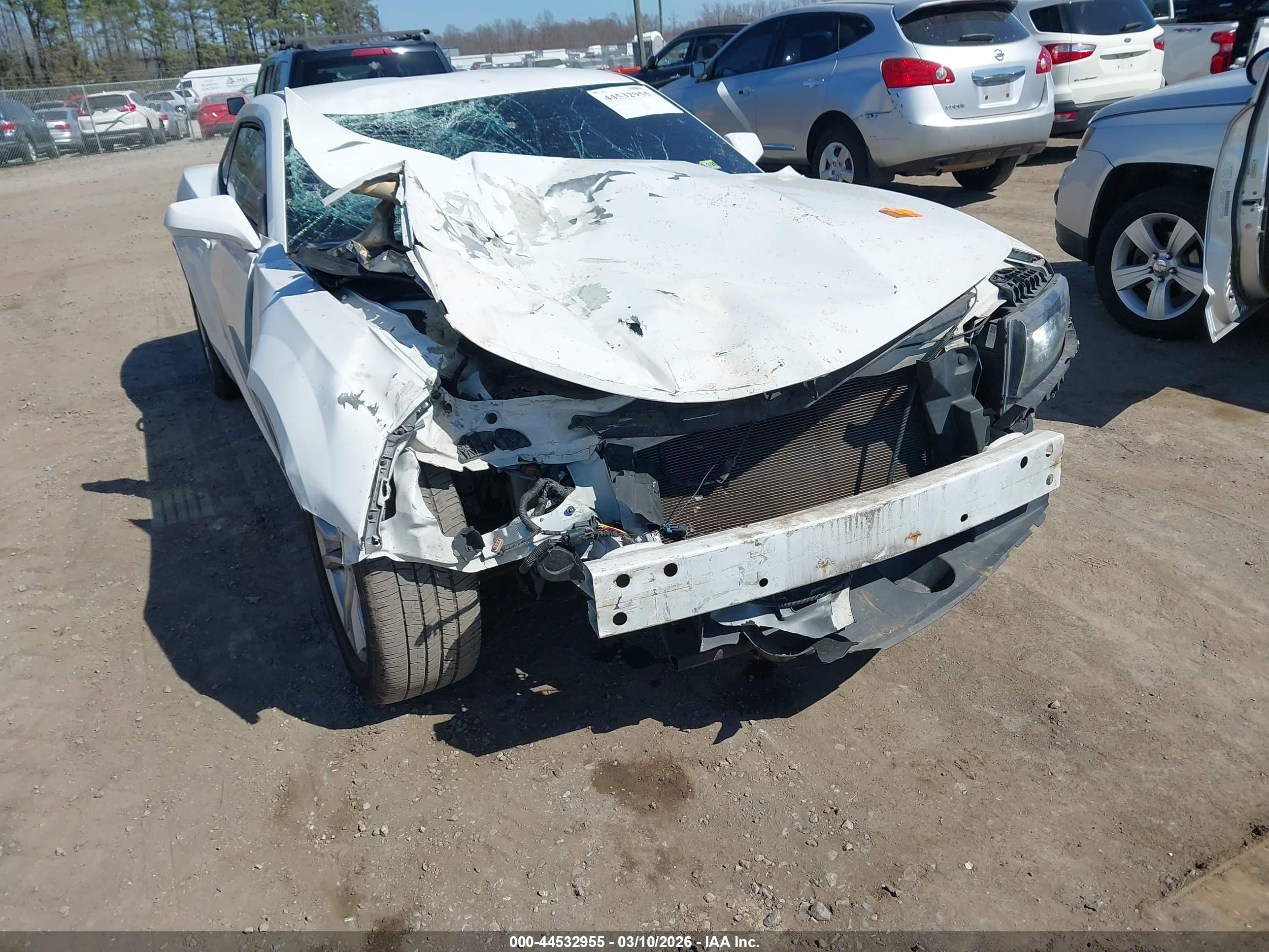 CHEVROLET CAMARO image 6
