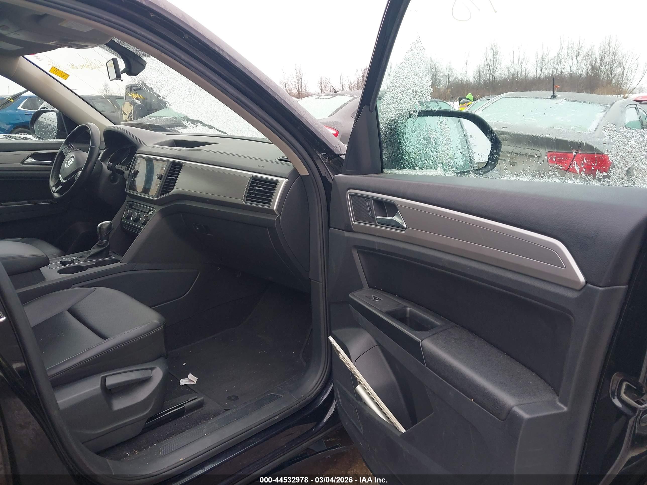 VOLKSWAGEN ATLAS image 5