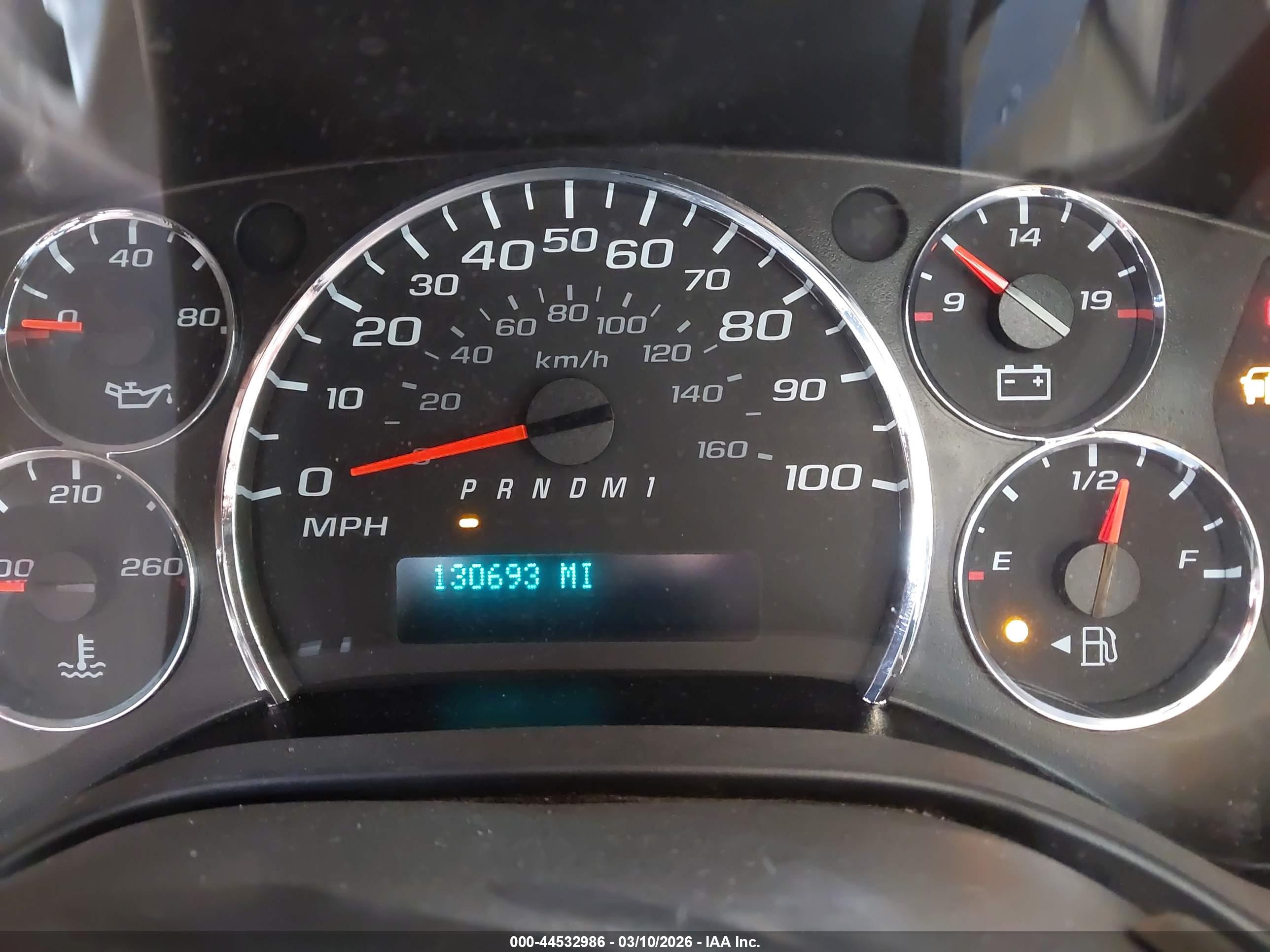CHEVROLET EXPRESS image 6