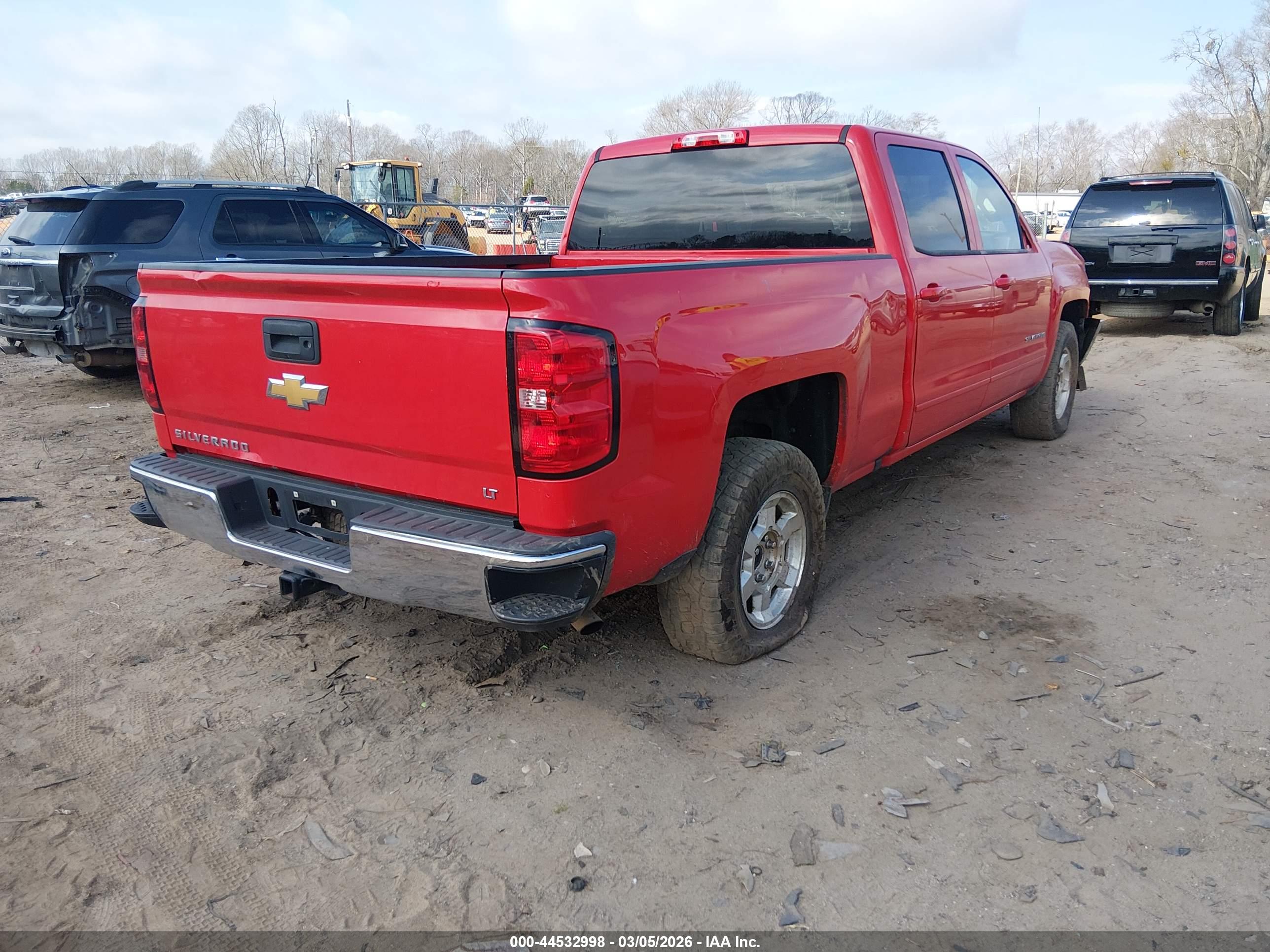 CHEVROLET SILVERADO image 4