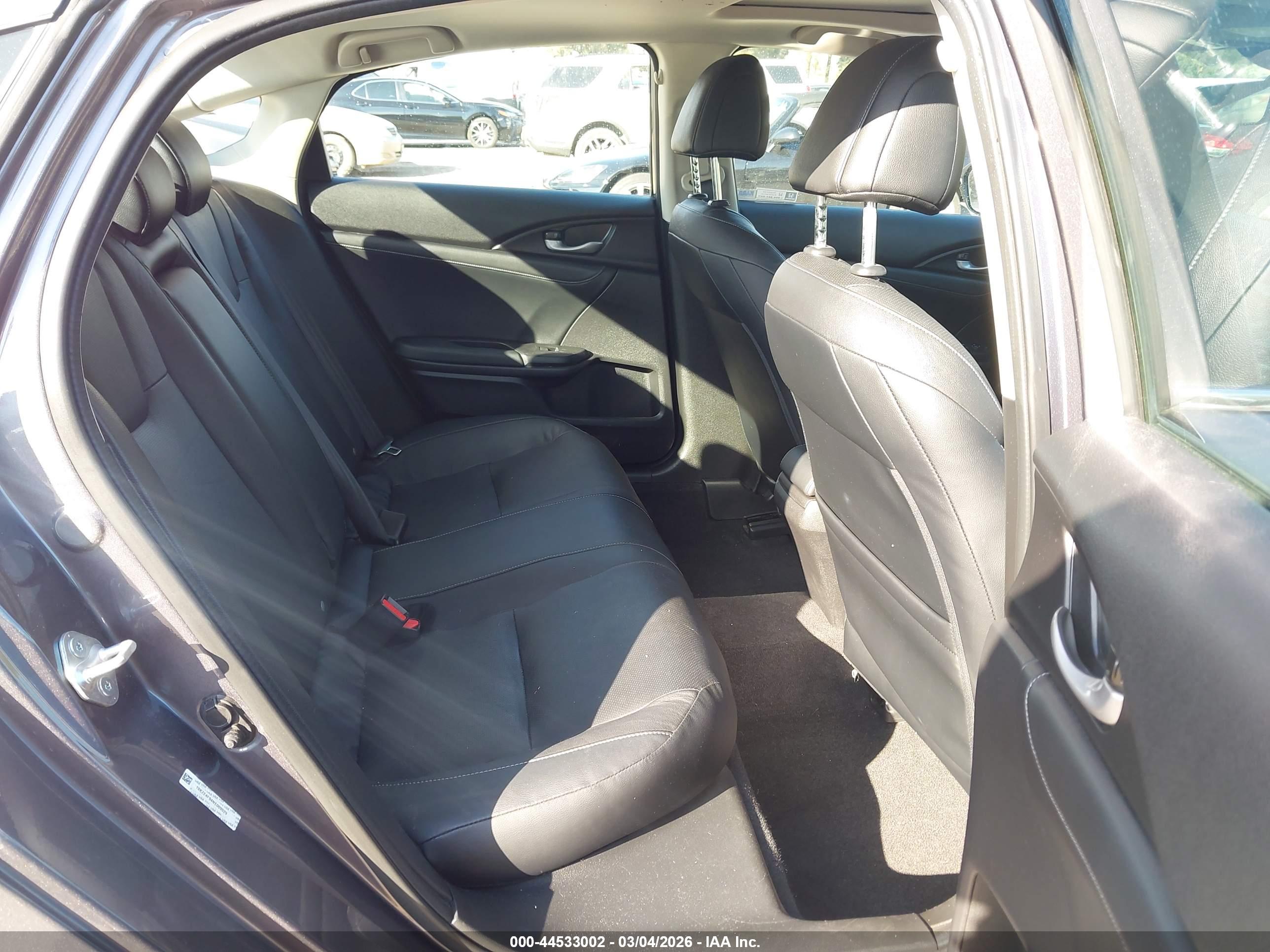 HONDA INSIGHT image 8