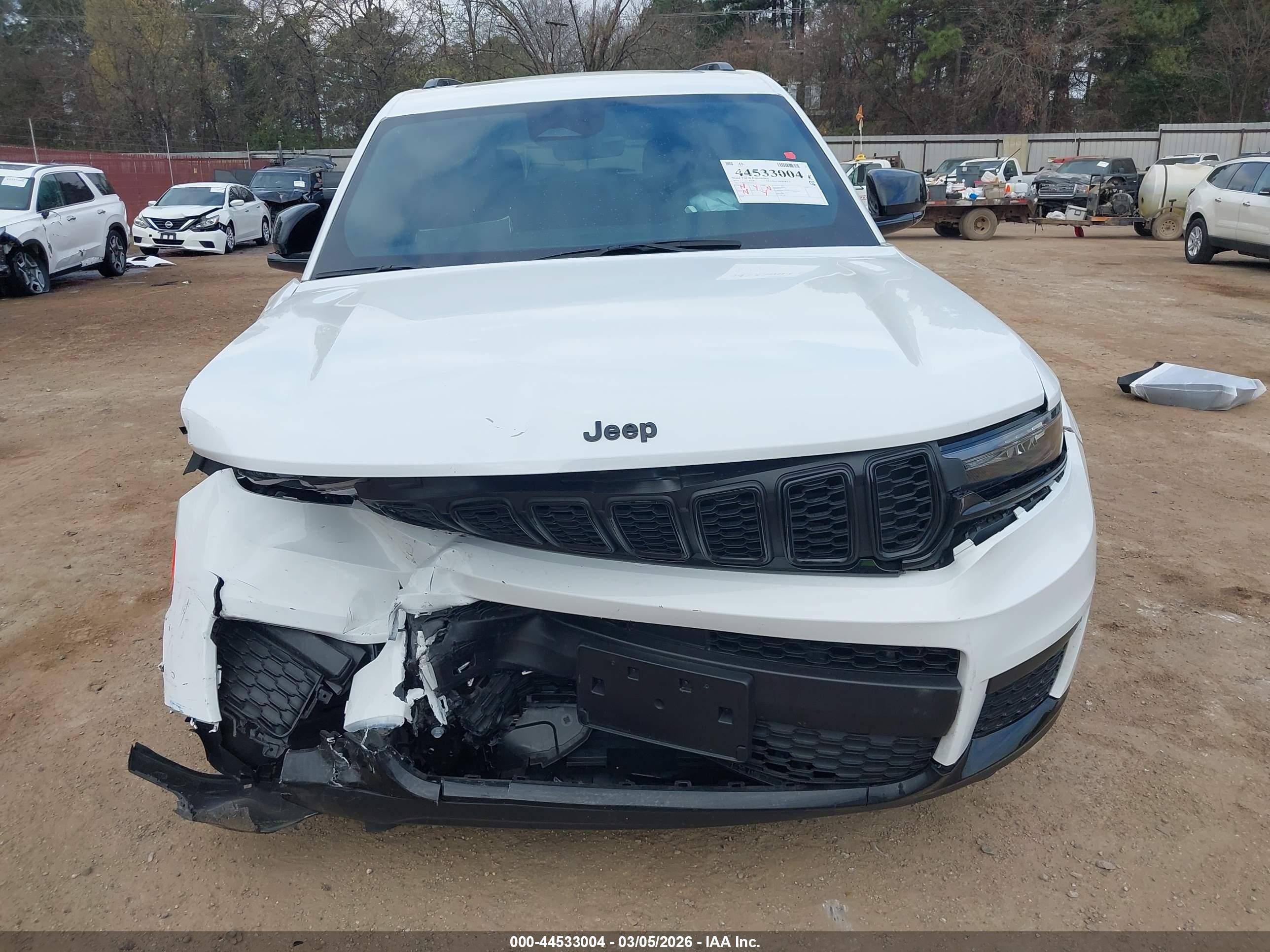 JEEP GRAND image 6