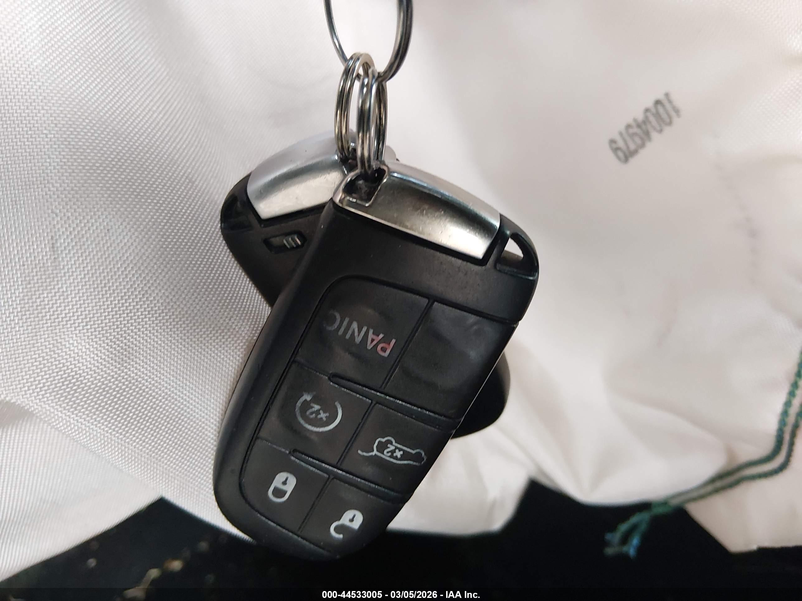 JEEP GRAND image 11