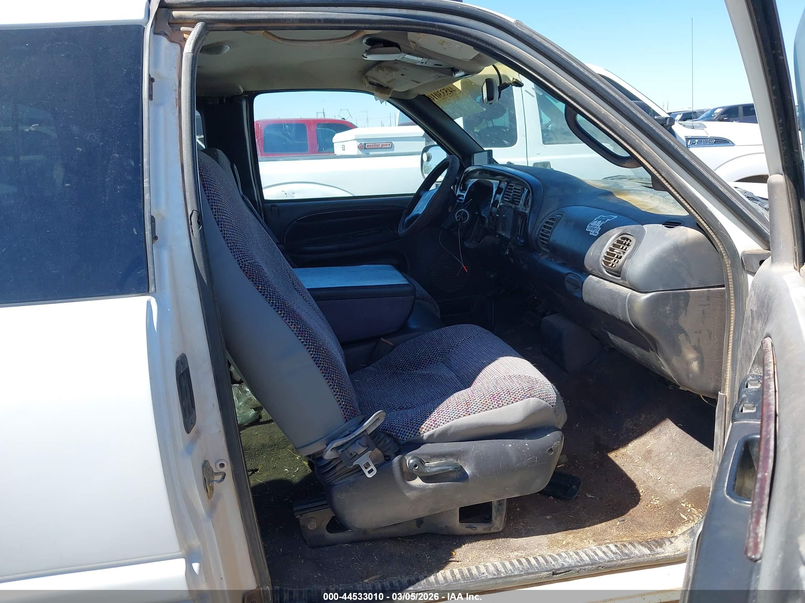 DODGE RAM image 5
