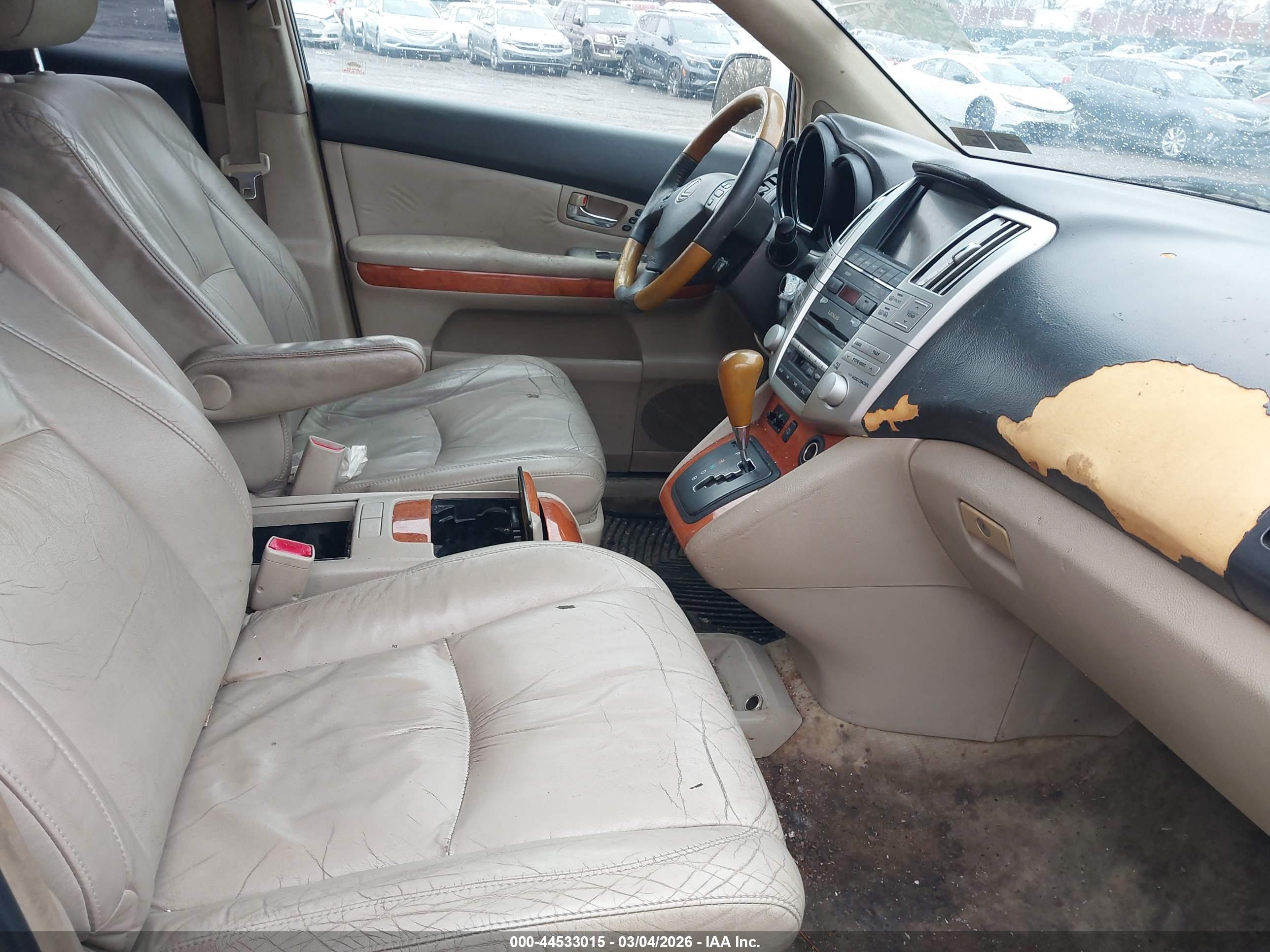 LEXUS RX image 5