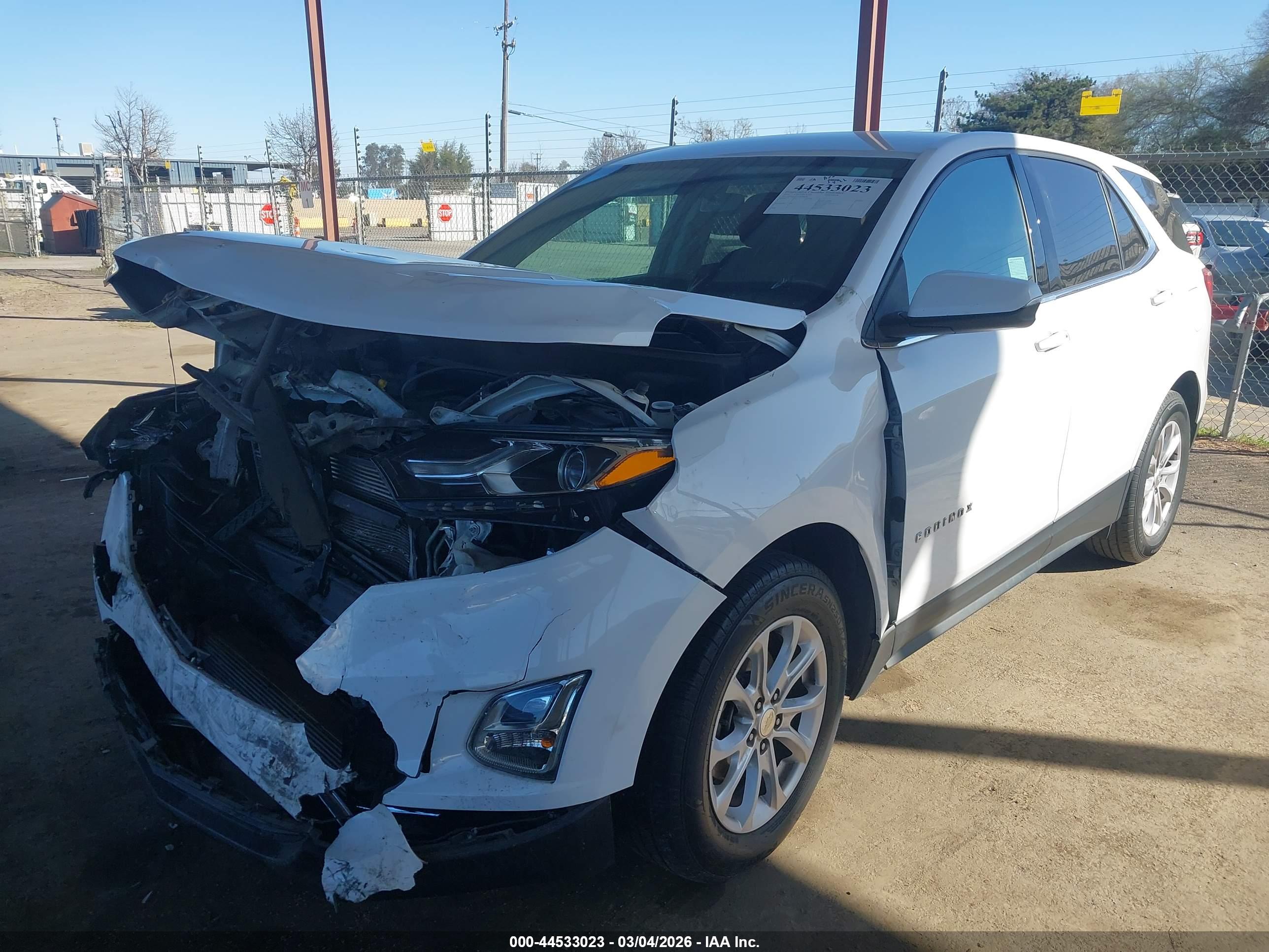 CHEVROLET EQUINOX image 2