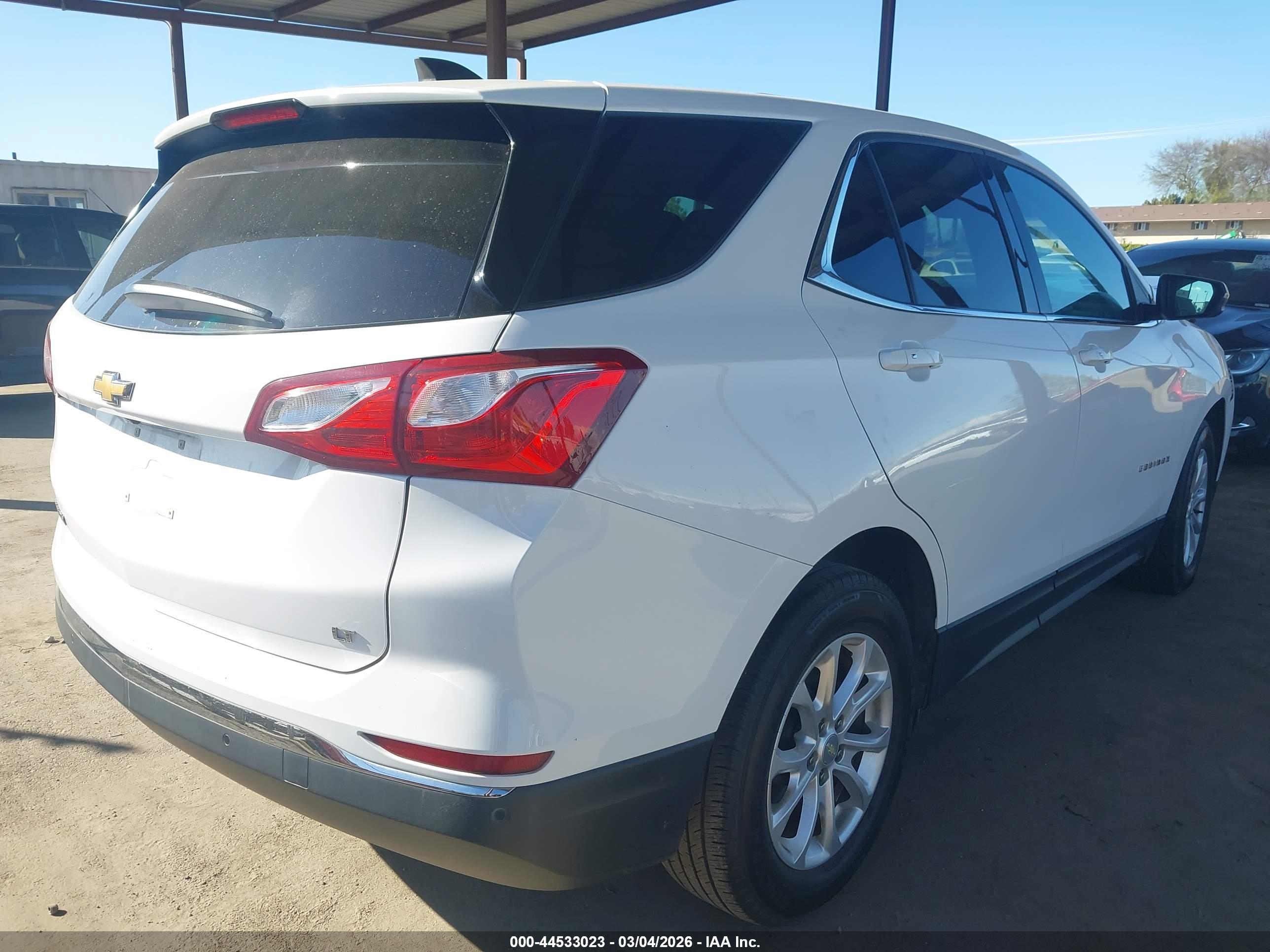 CHEVROLET EQUINOX image 4