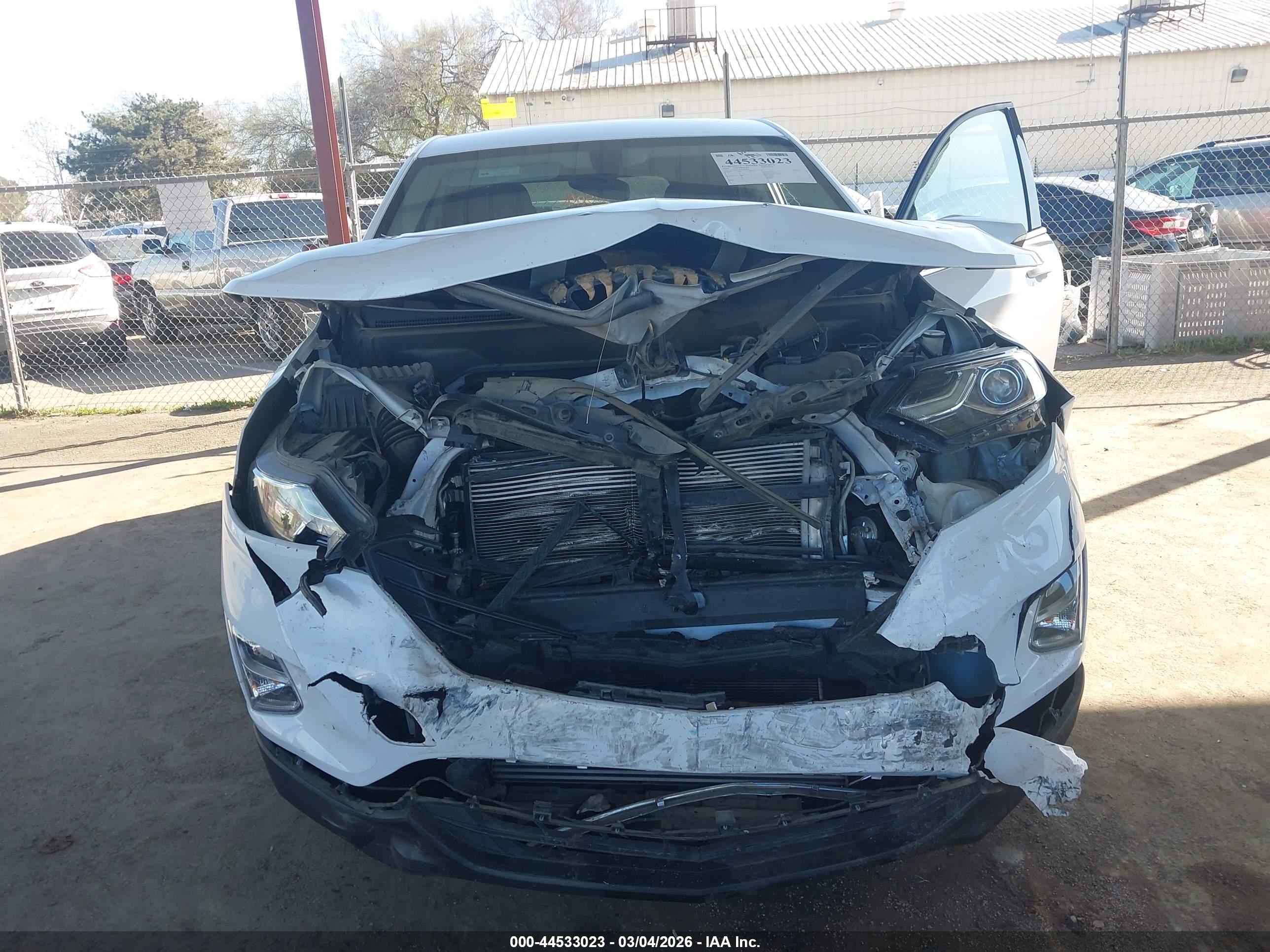 CHEVROLET EQUINOX image 6