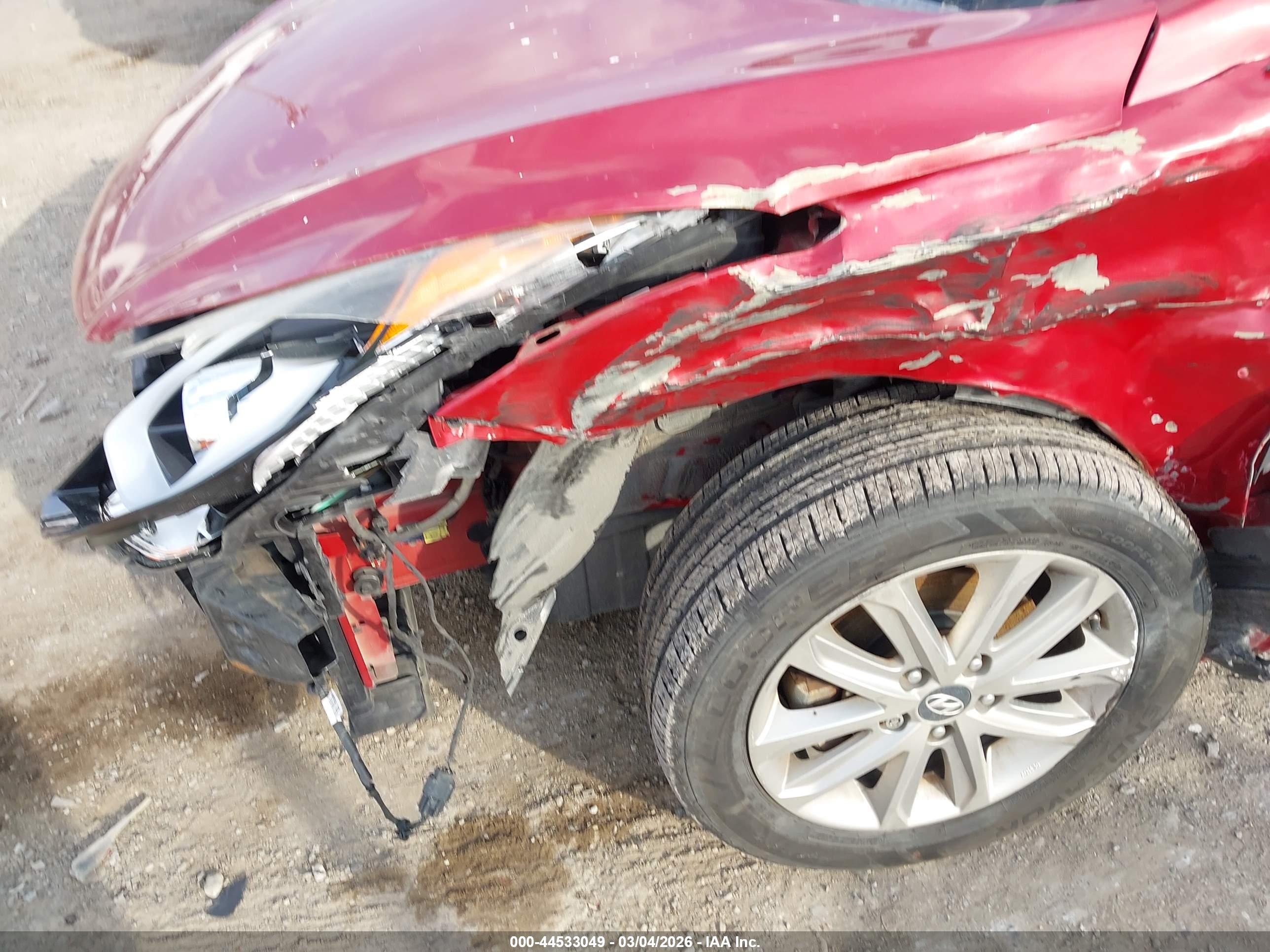 HYUNDAI ELANTRA image 6