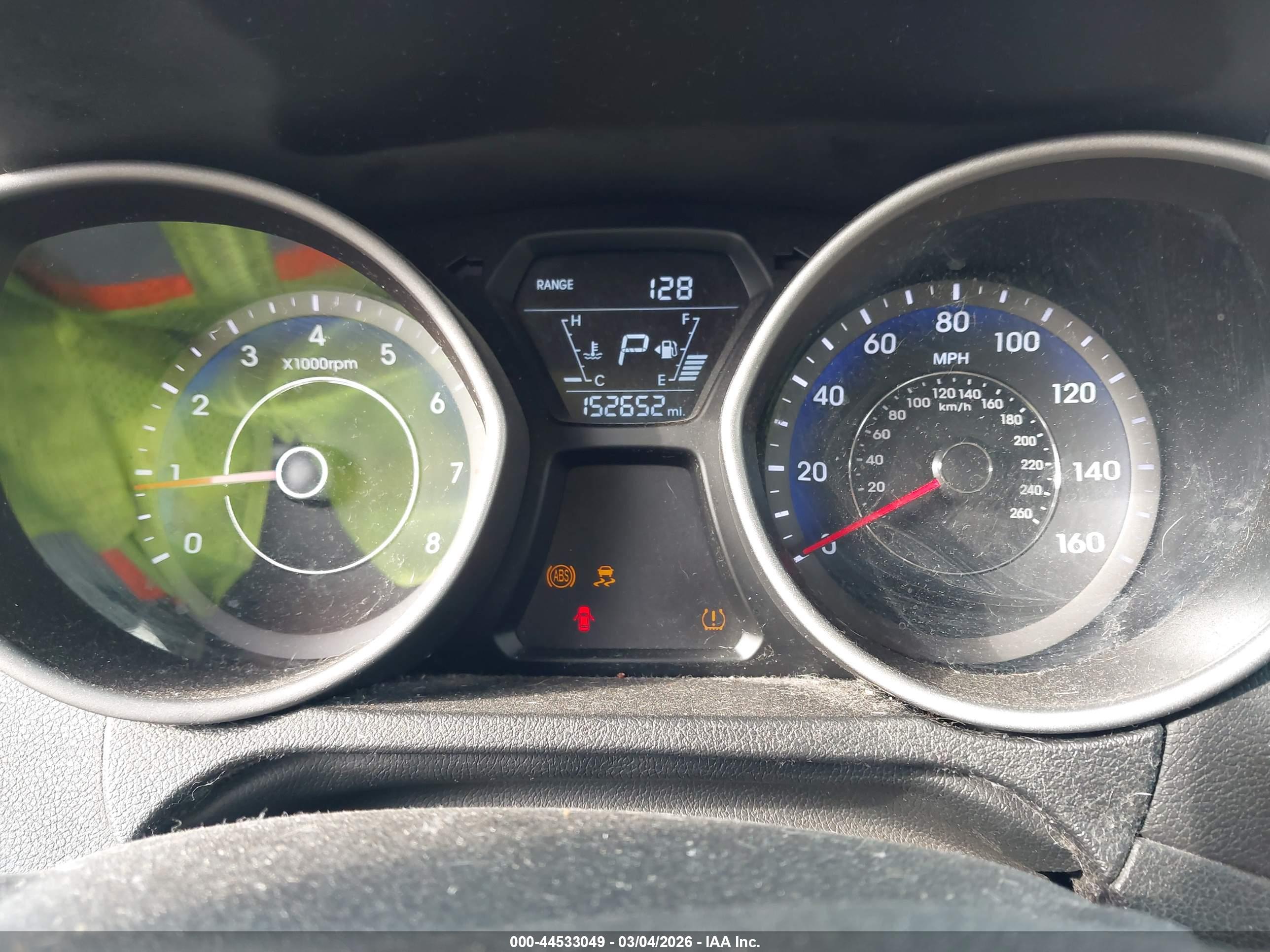 HYUNDAI ELANTRA image 7