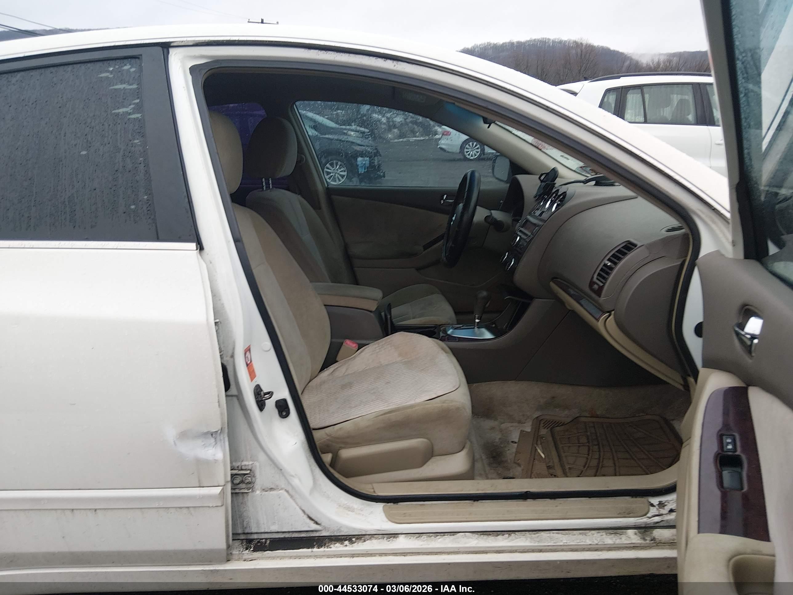 NISSAN ALTIMA image 5