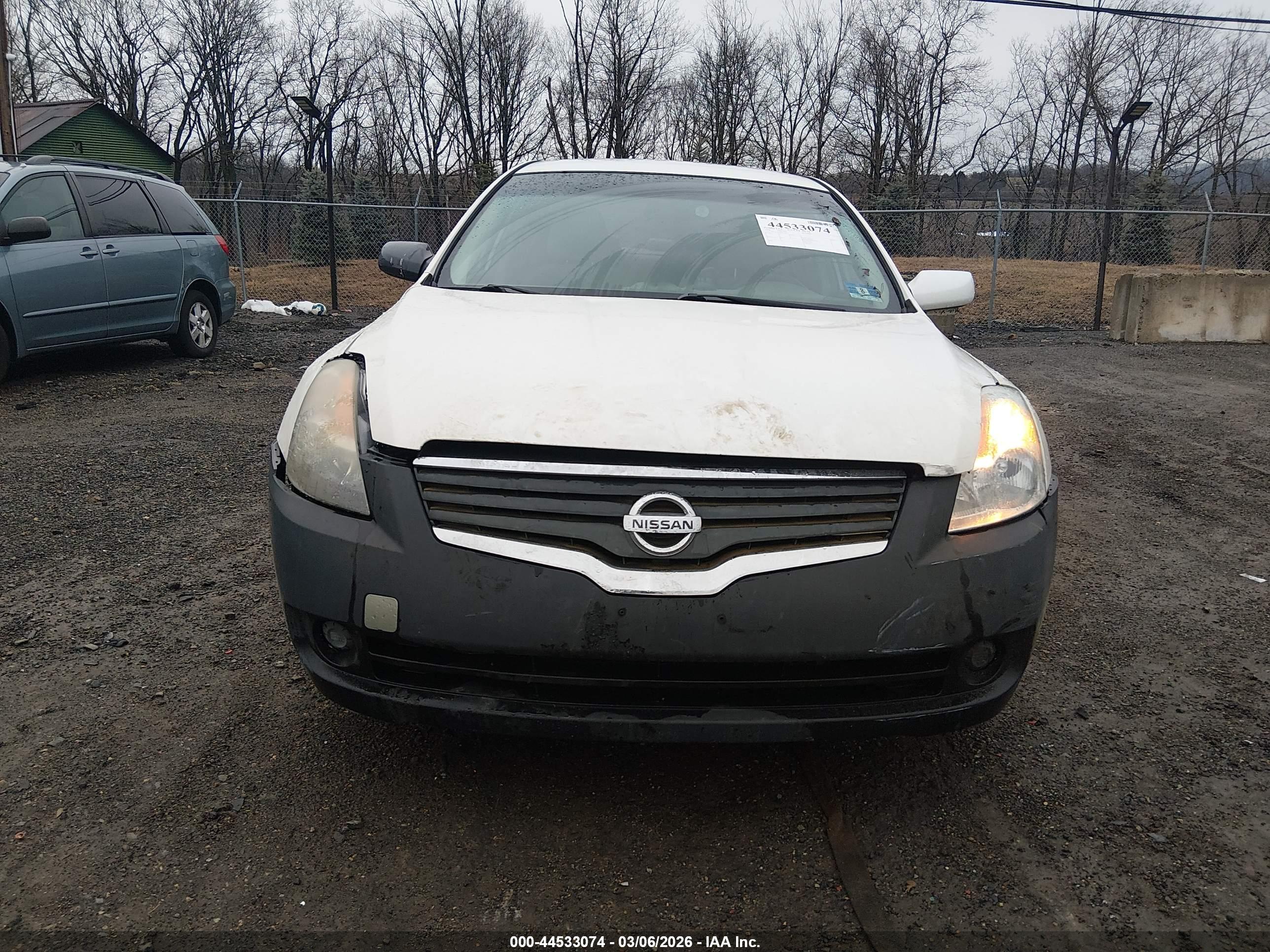 NISSAN ALTIMA image 6