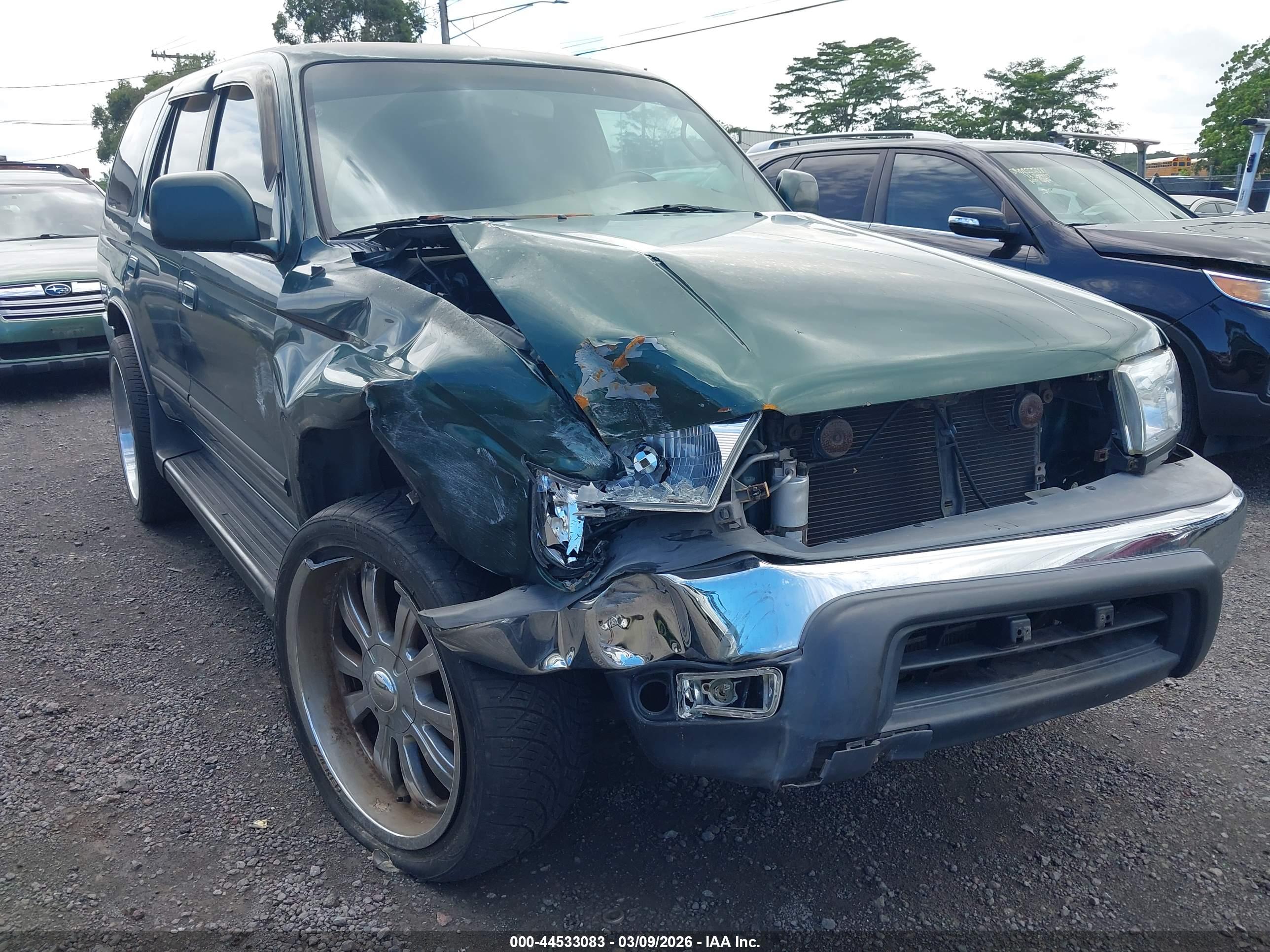 TOYOTA 4RUNNER image 6
