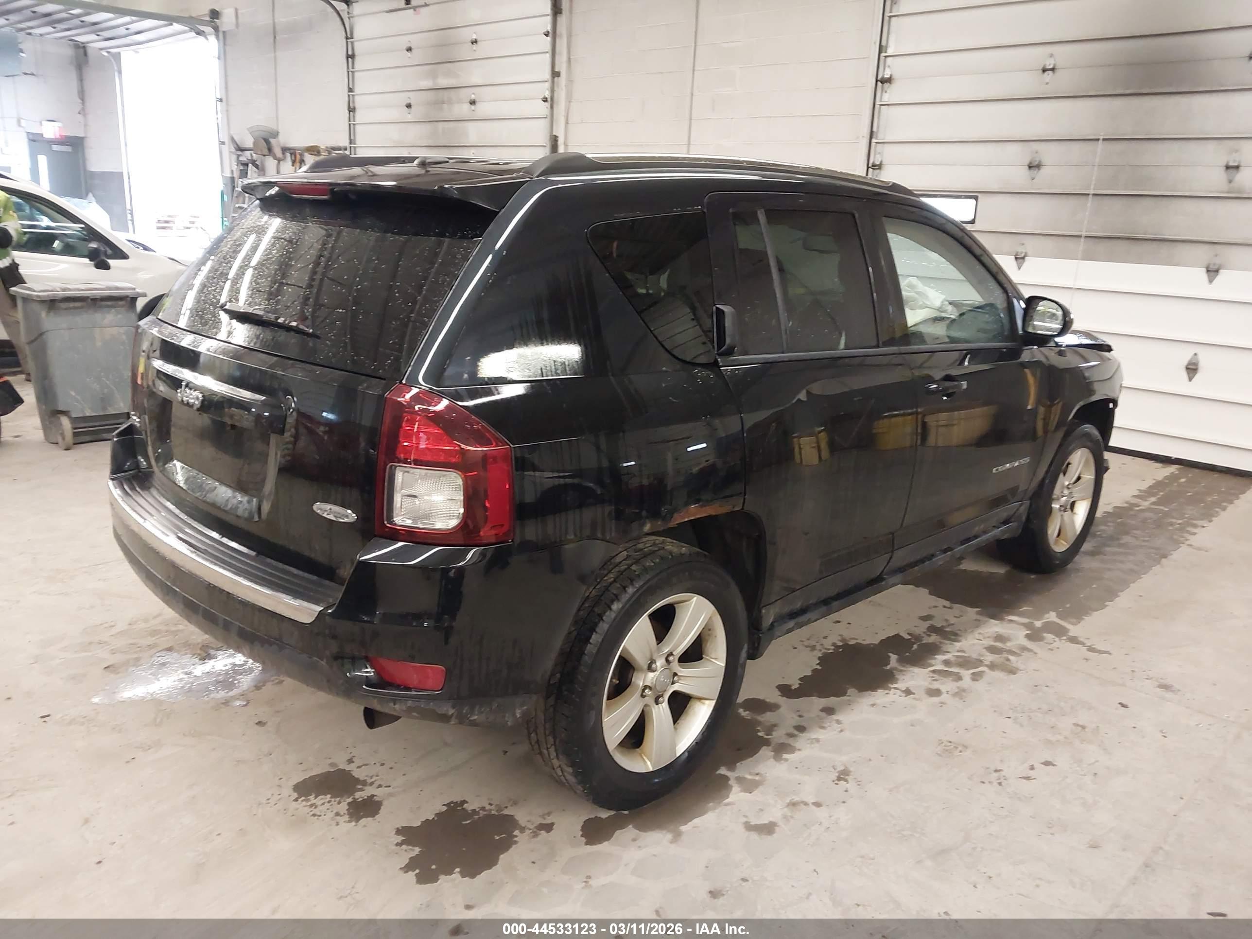 JEEP COMPASS image 4