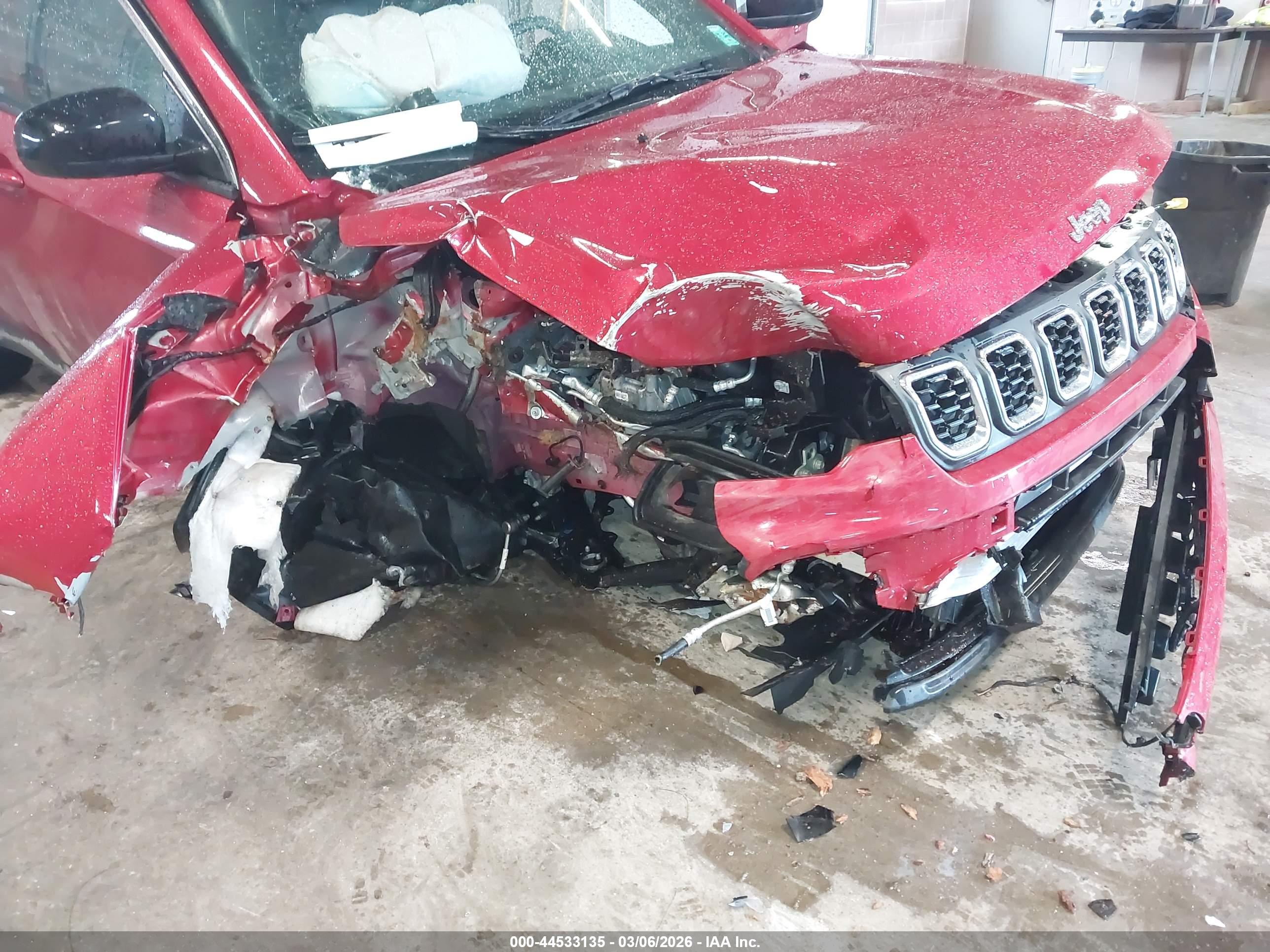 JEEP COMPASS image 6