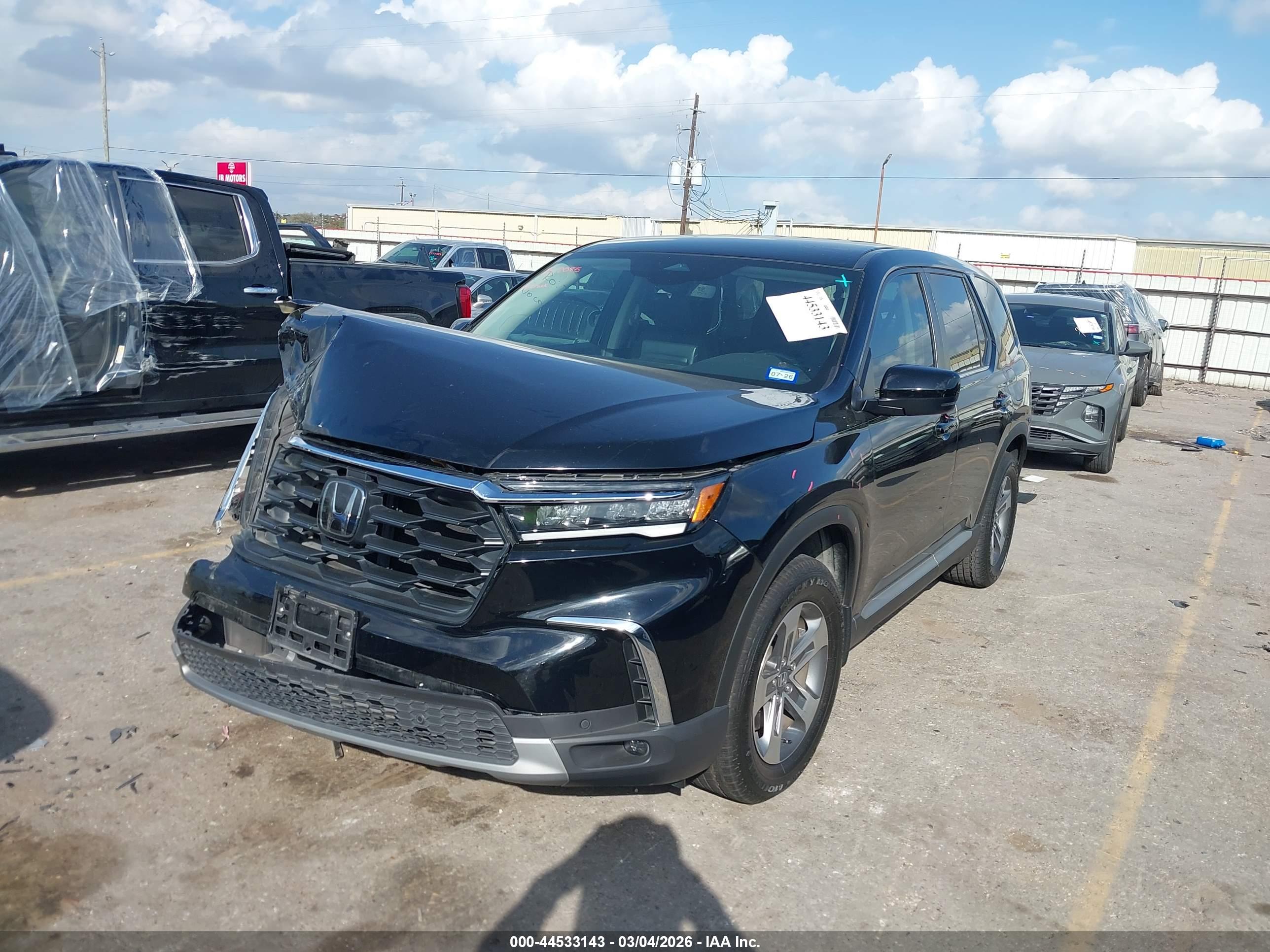 HONDA PILOT image 6