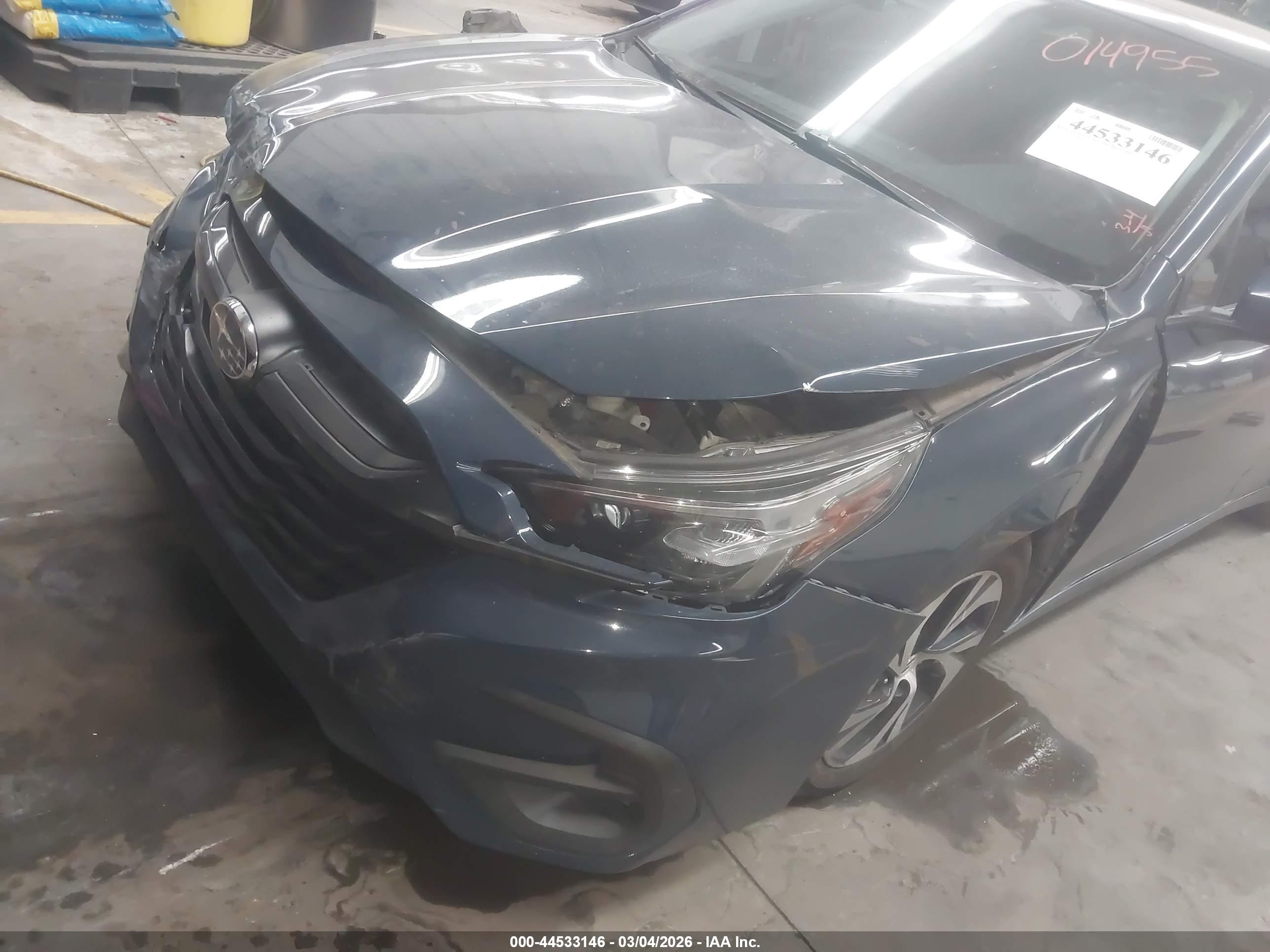 SUBARU LEGACY image 6