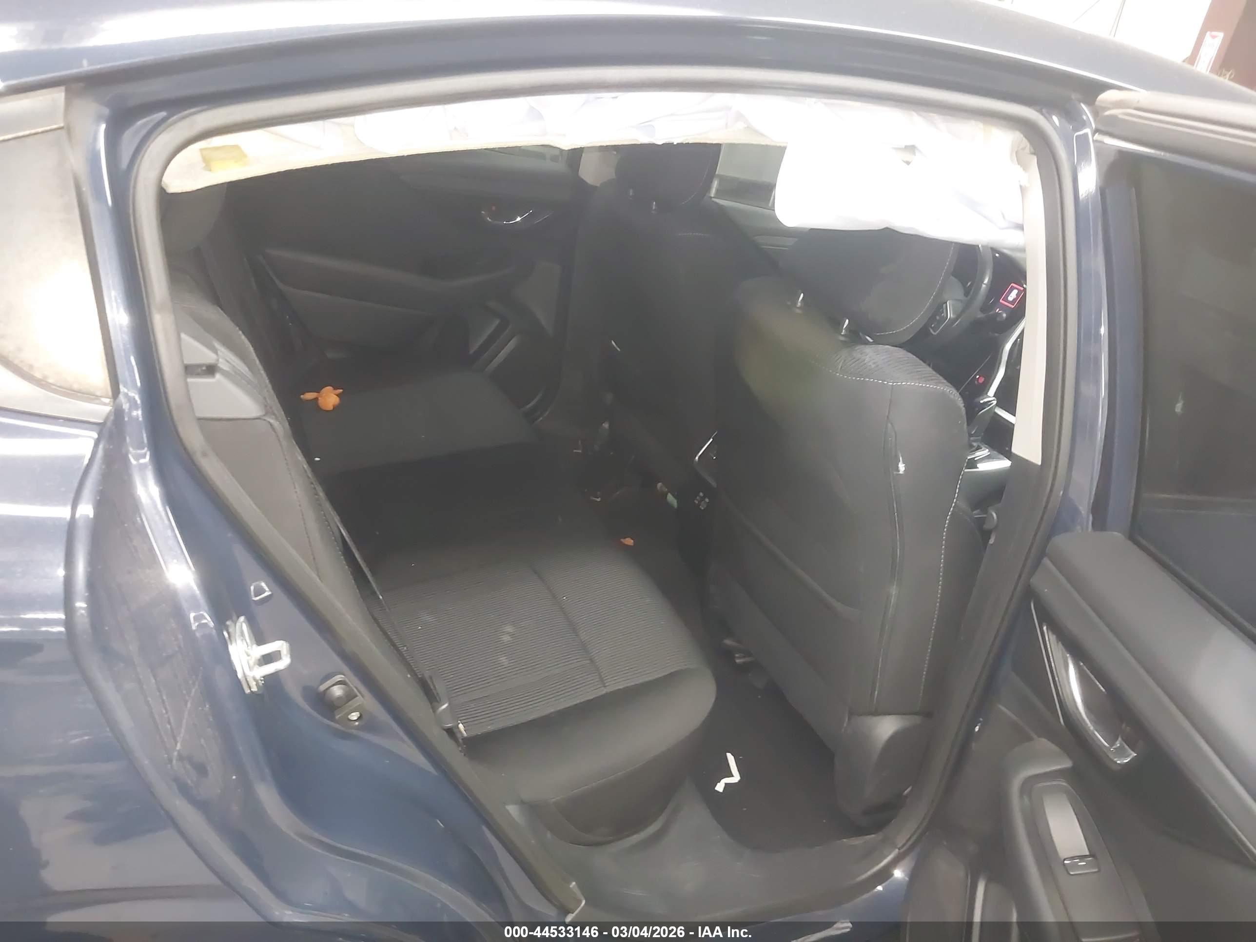 SUBARU LEGACY image 8
