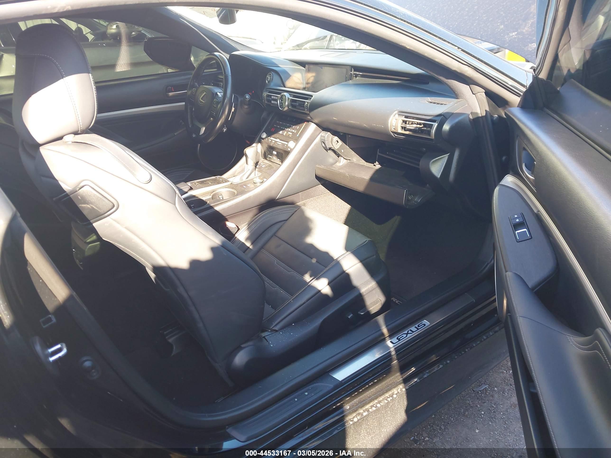 LEXUS RC image 5