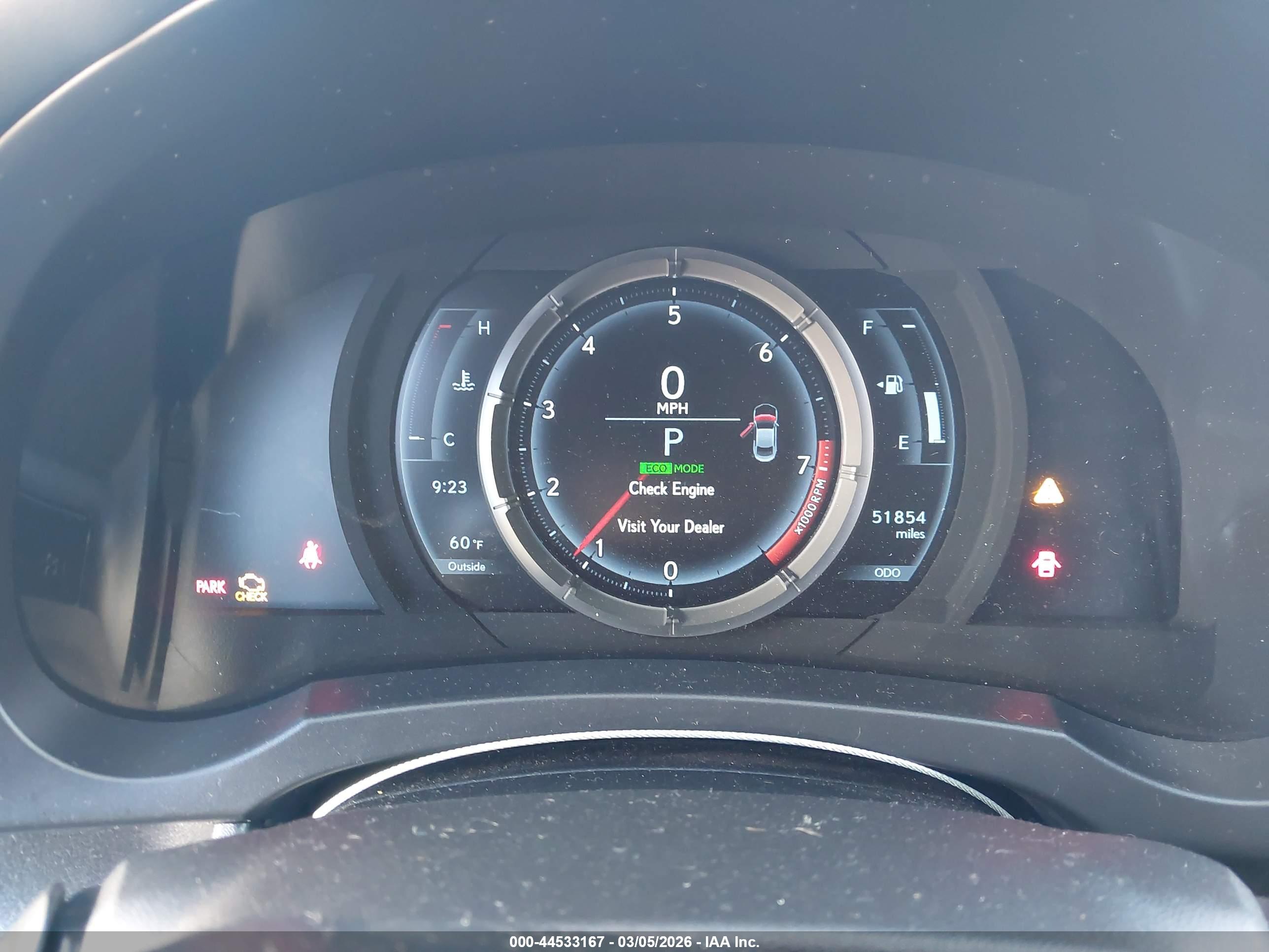 LEXUS RC image 7
