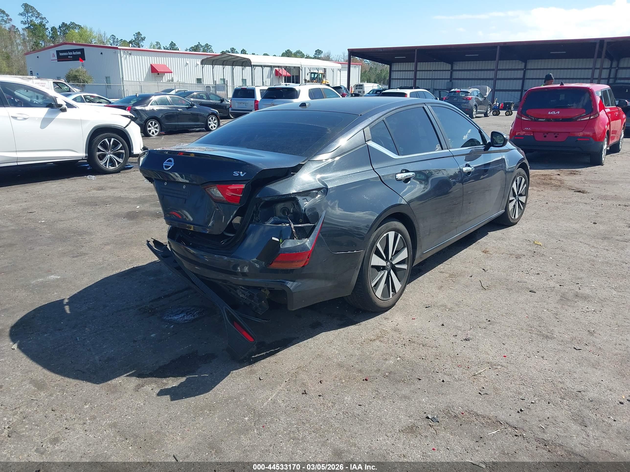 NISSAN ALTIMA image 4