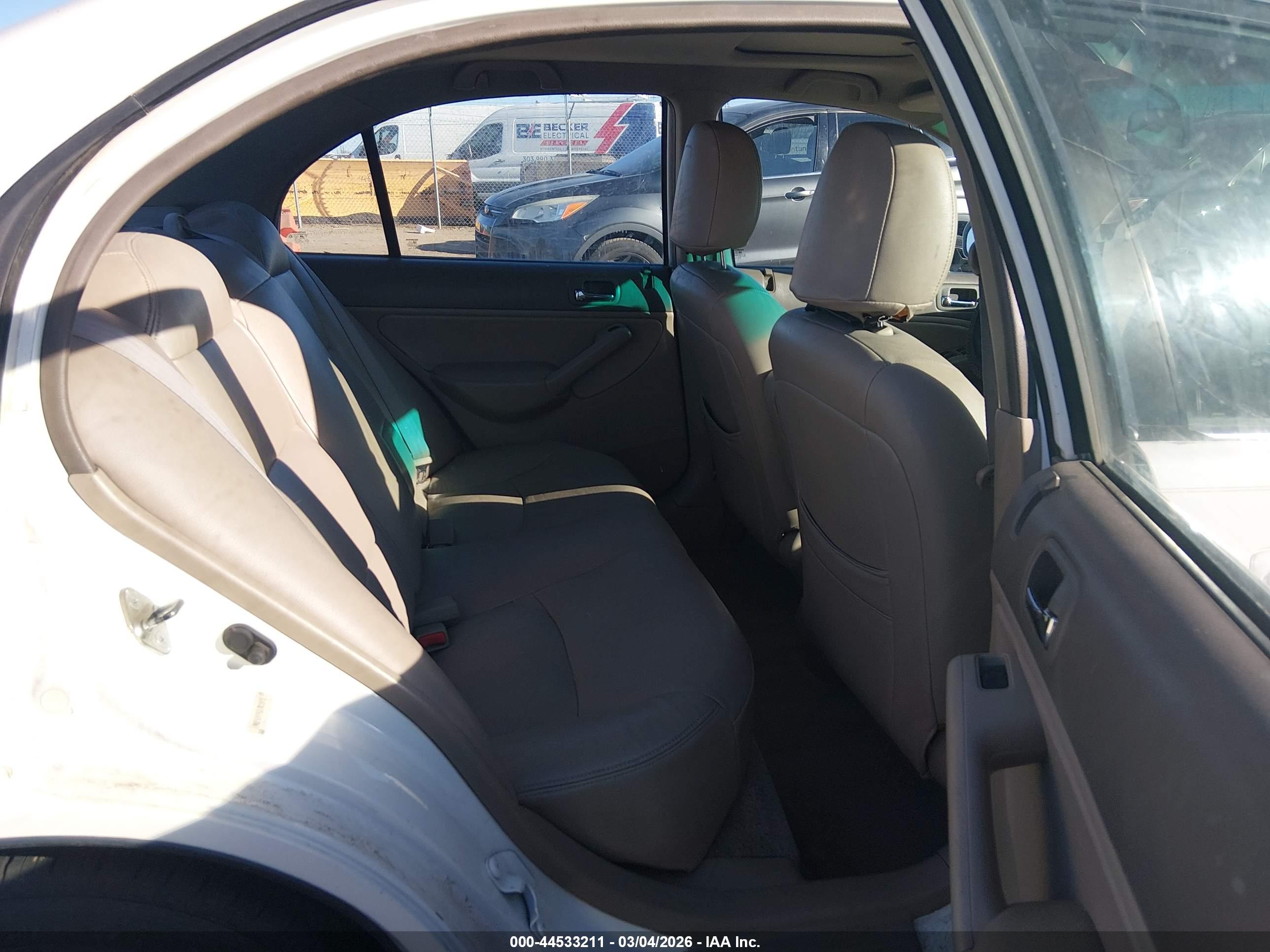 HONDA CIVIC image 8