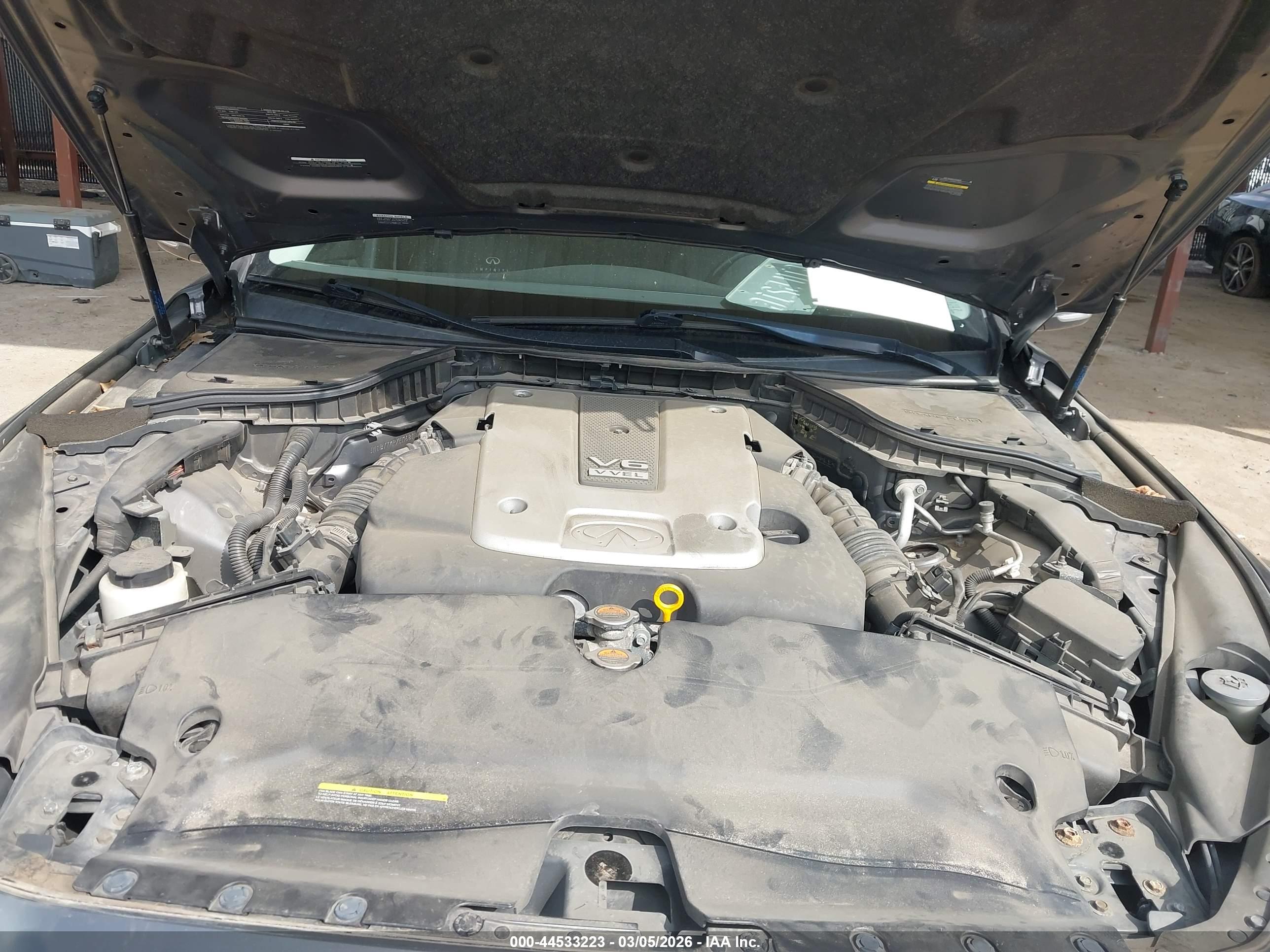 INFINITI Q50 image 10