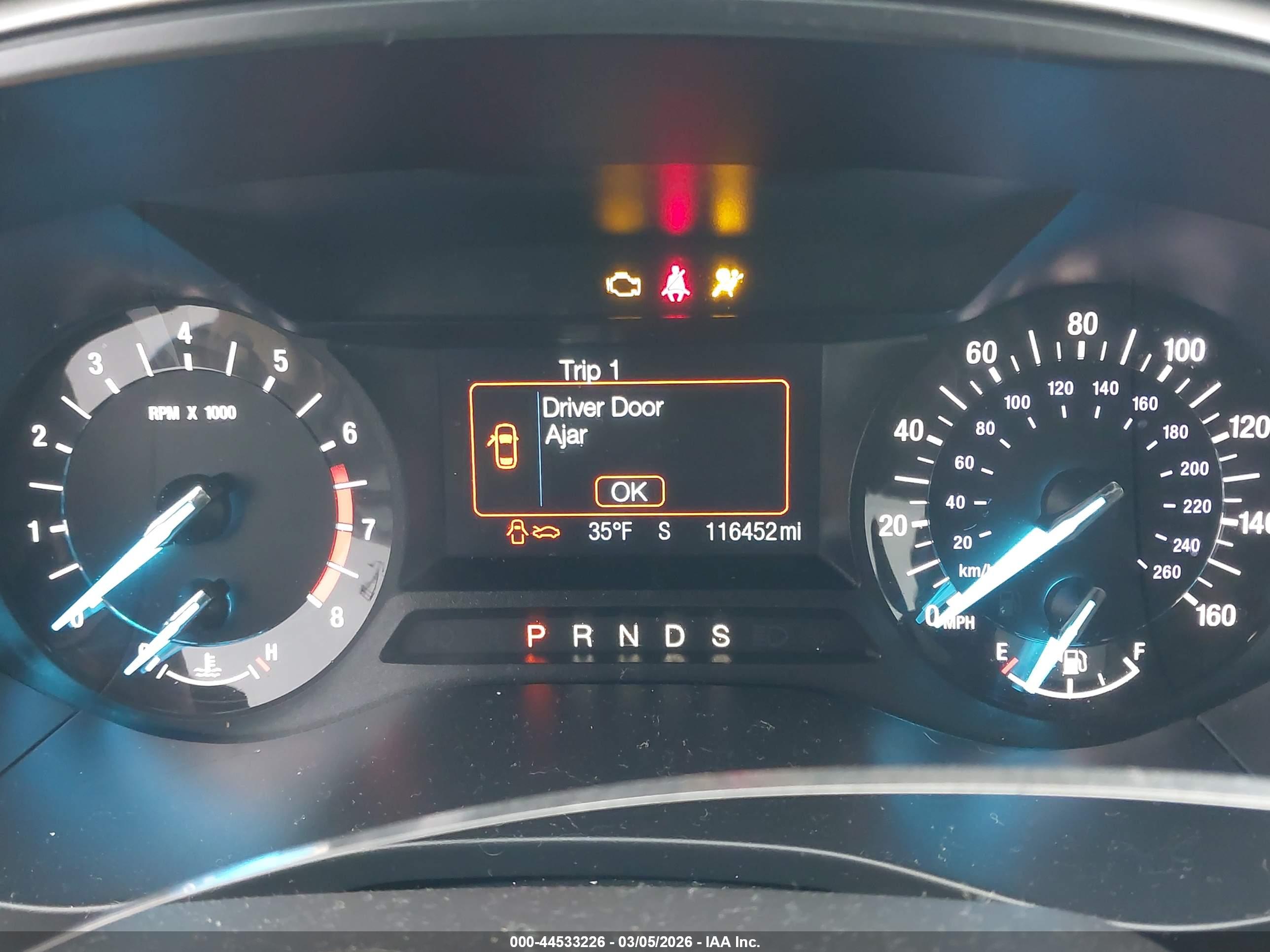FORD FUSION image 7