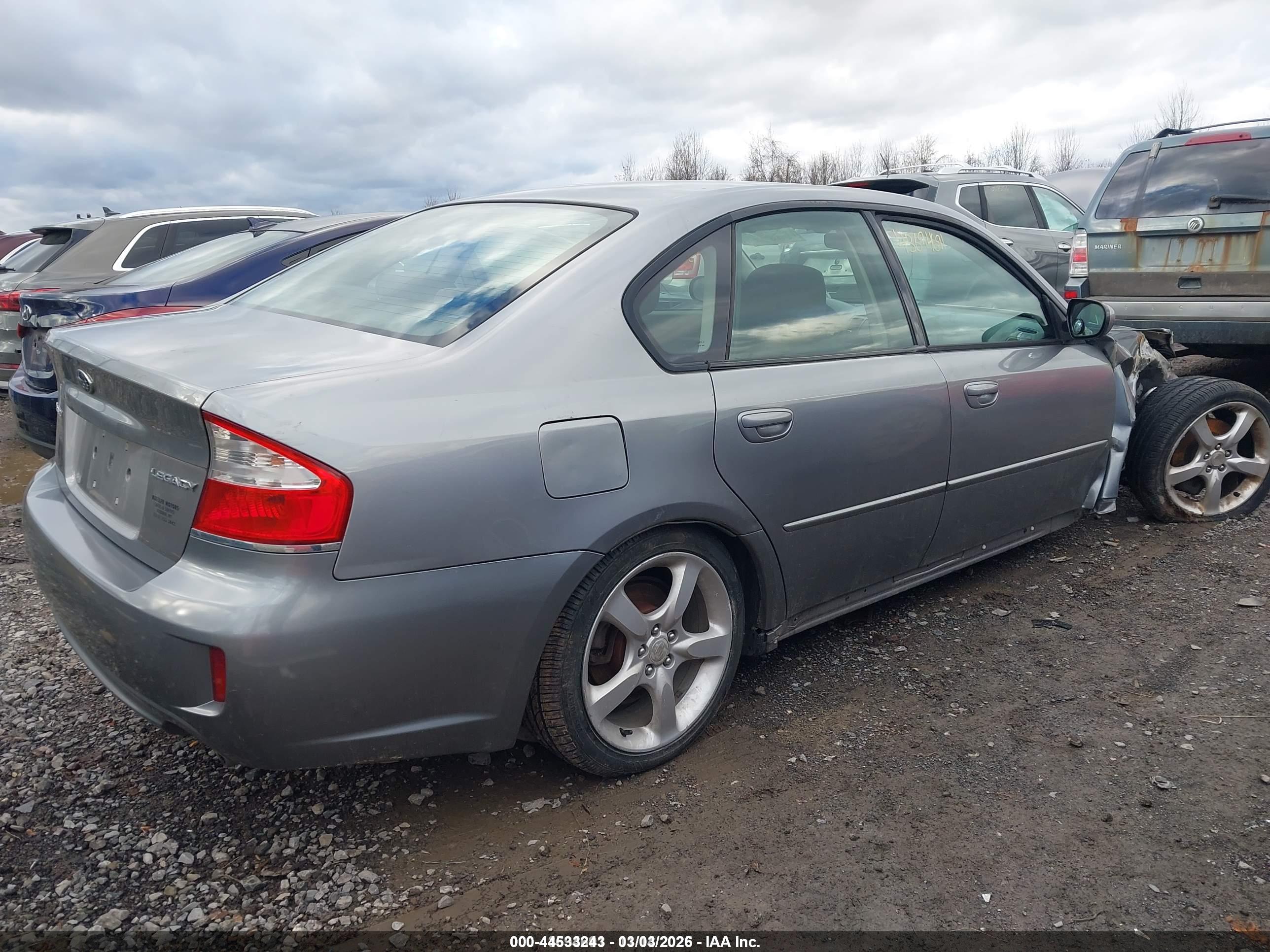 SUBARU LEGACY image 4
