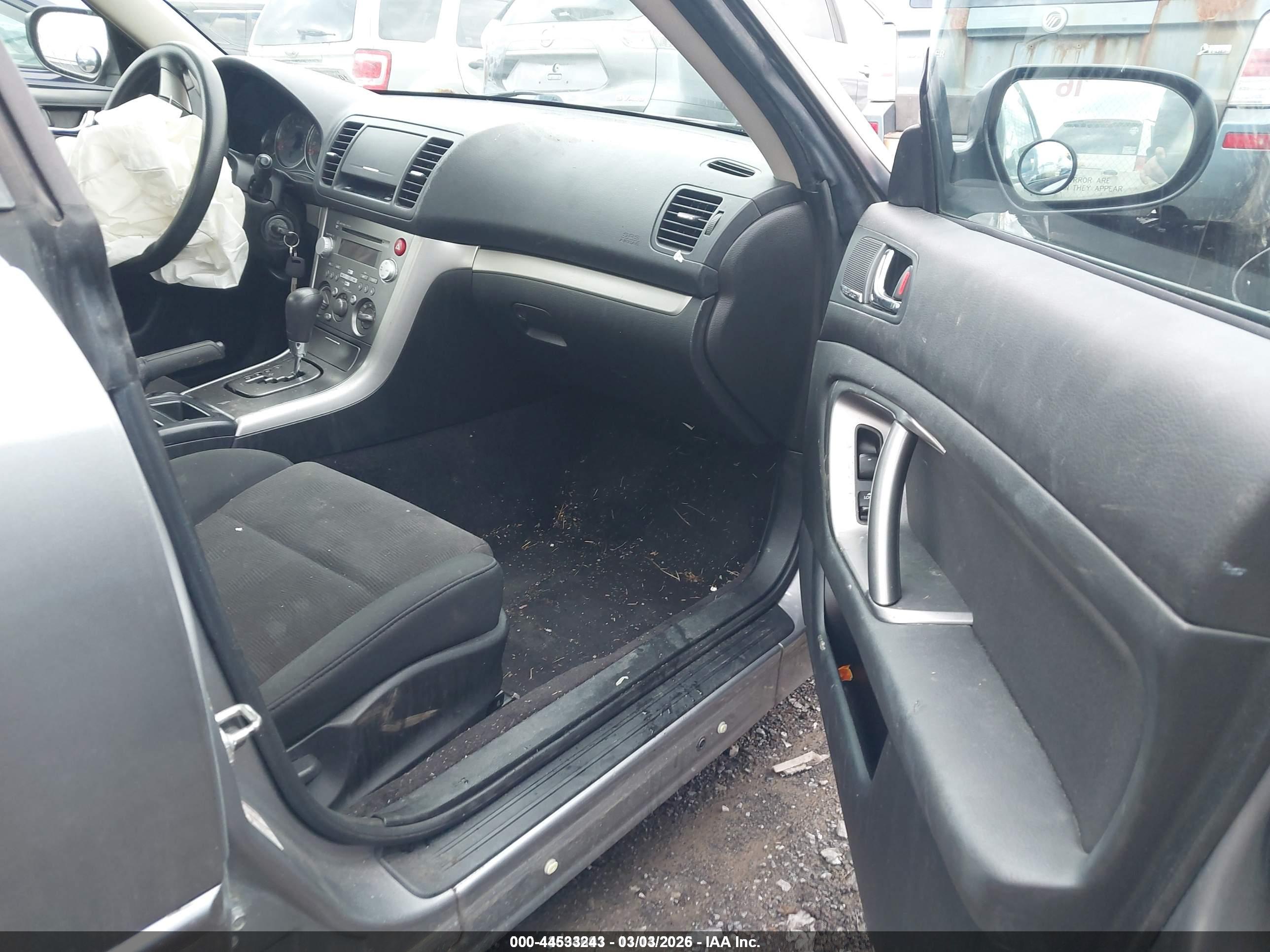 SUBARU LEGACY image 5