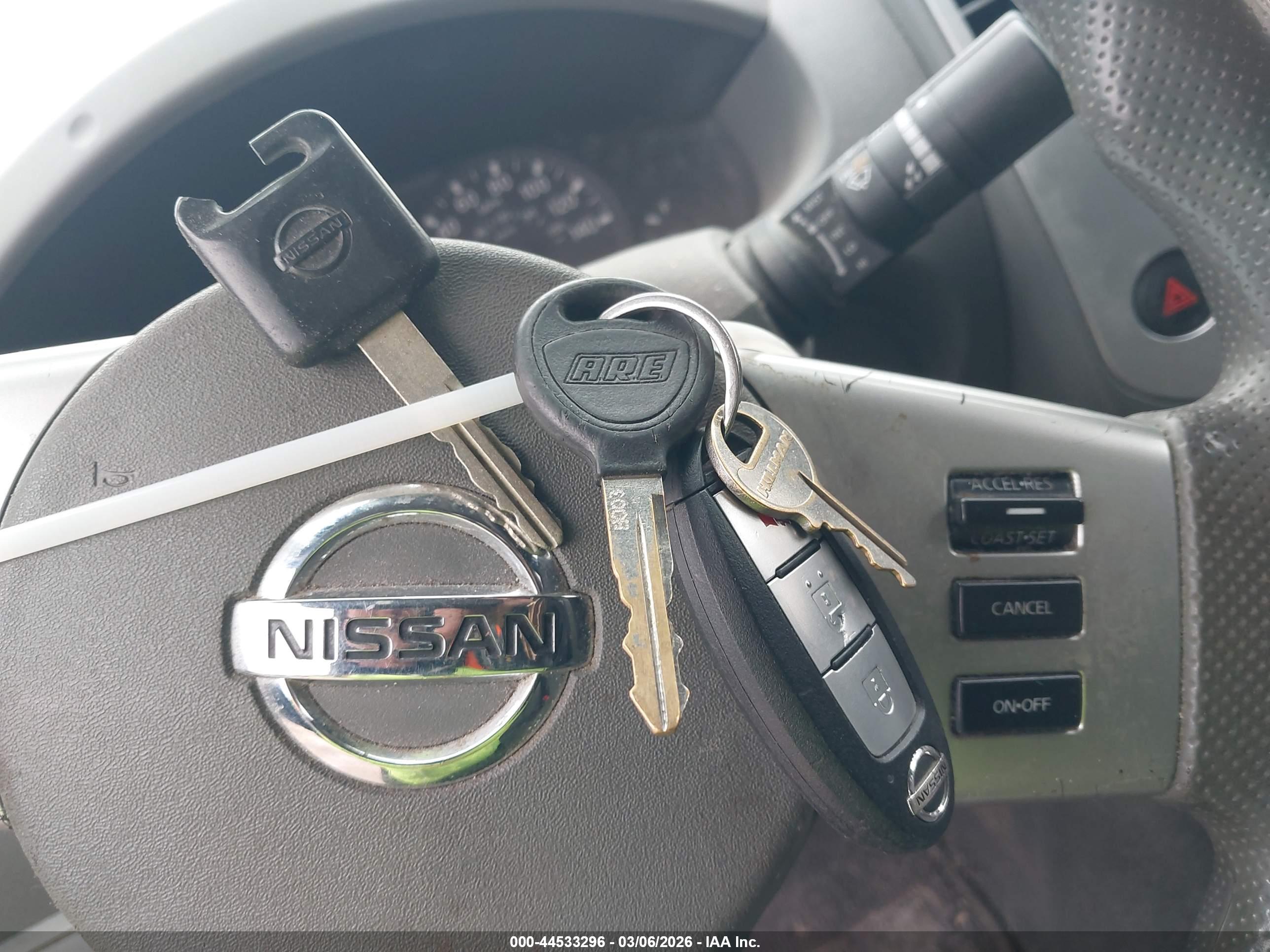 NISSAN FRONTIER image 11
