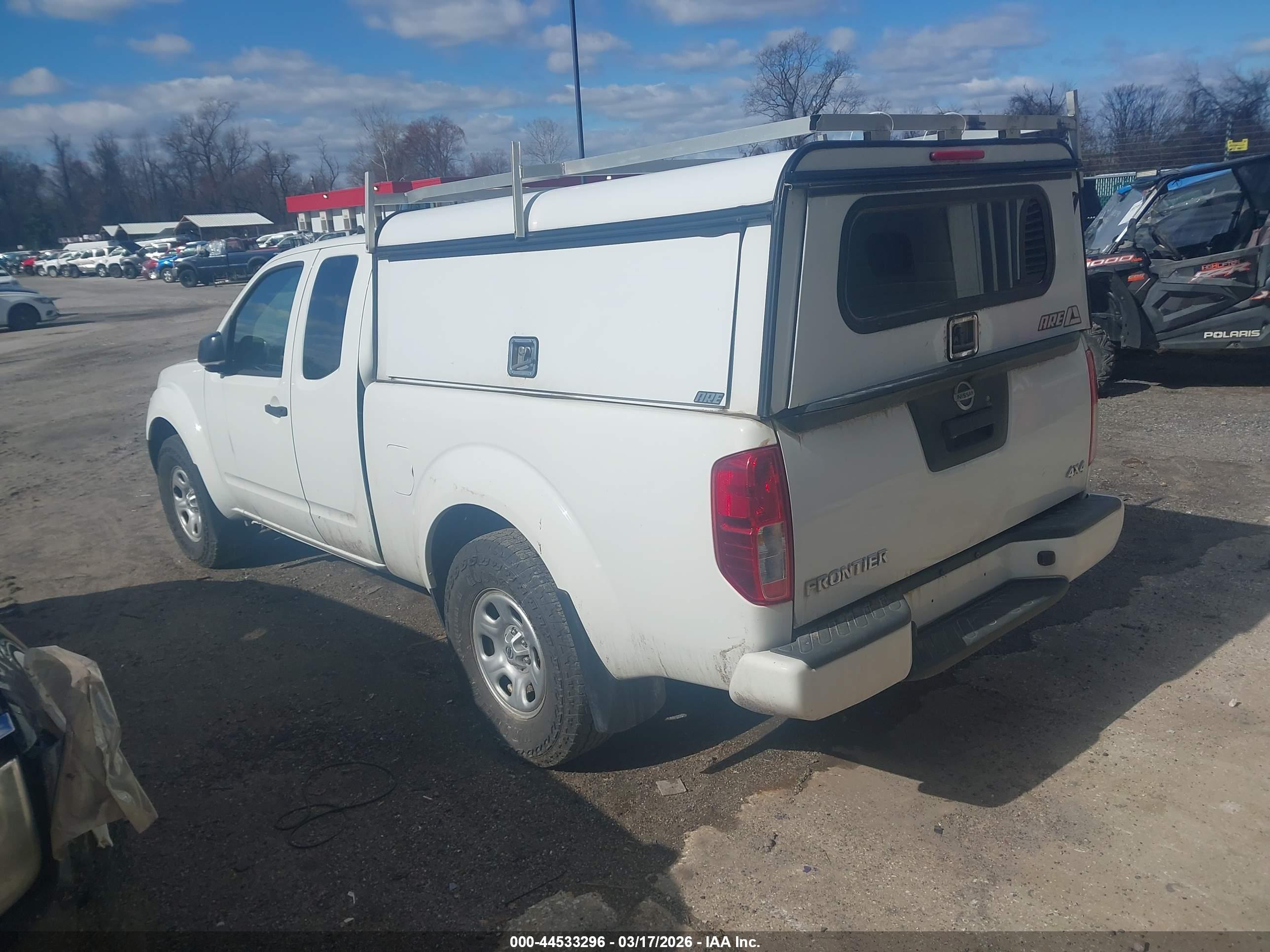 NISSAN FRONTIER image 3