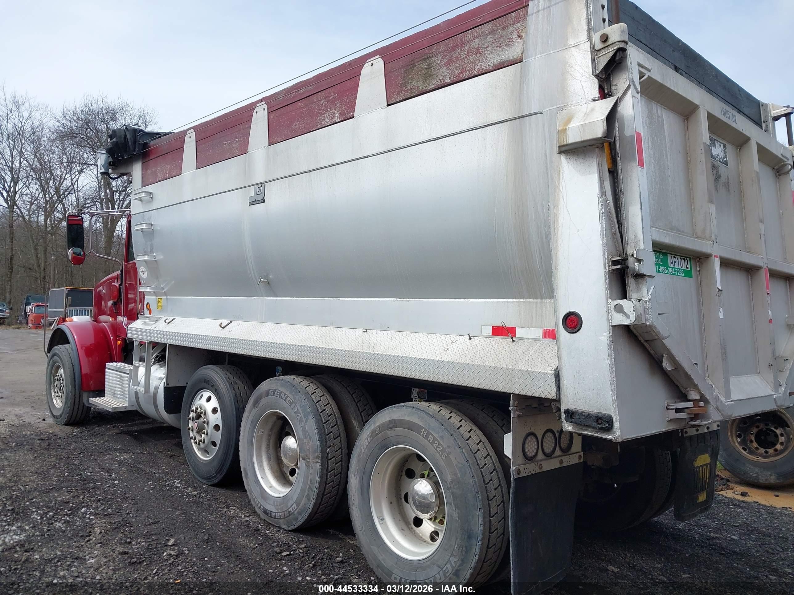PETERBILT 365 image 3