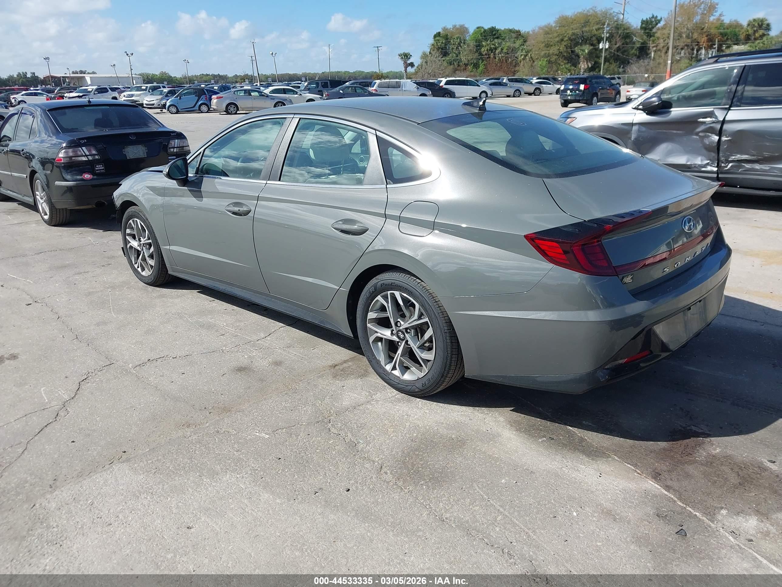 HYUNDAI SONATA image 3