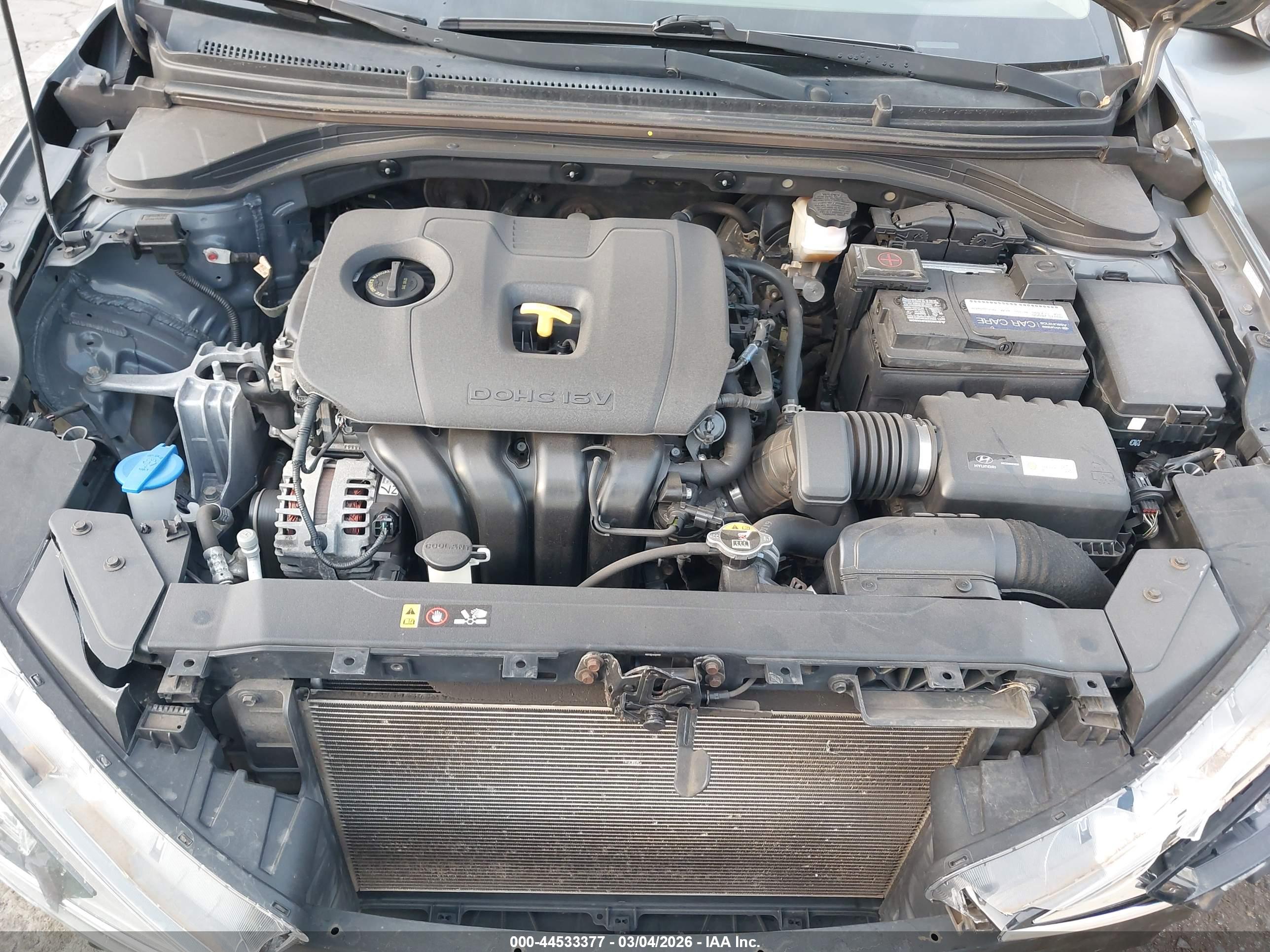 HYUNDAI ELANTRA image 10