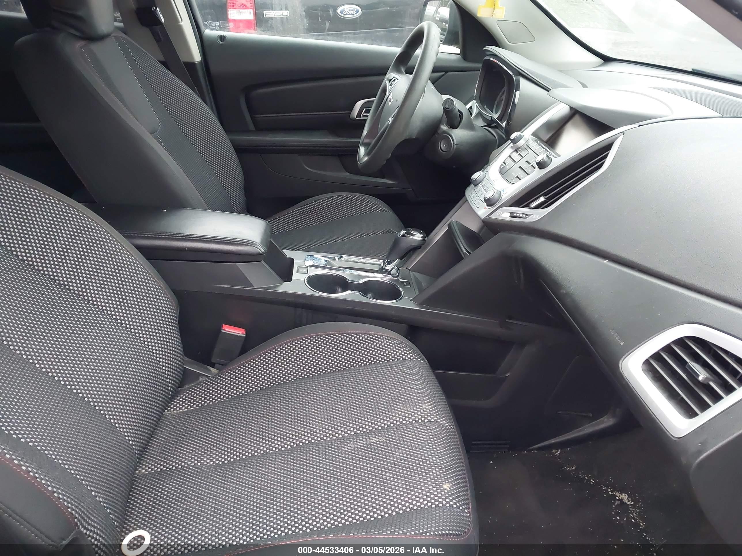 GMC TERRAIN image 5