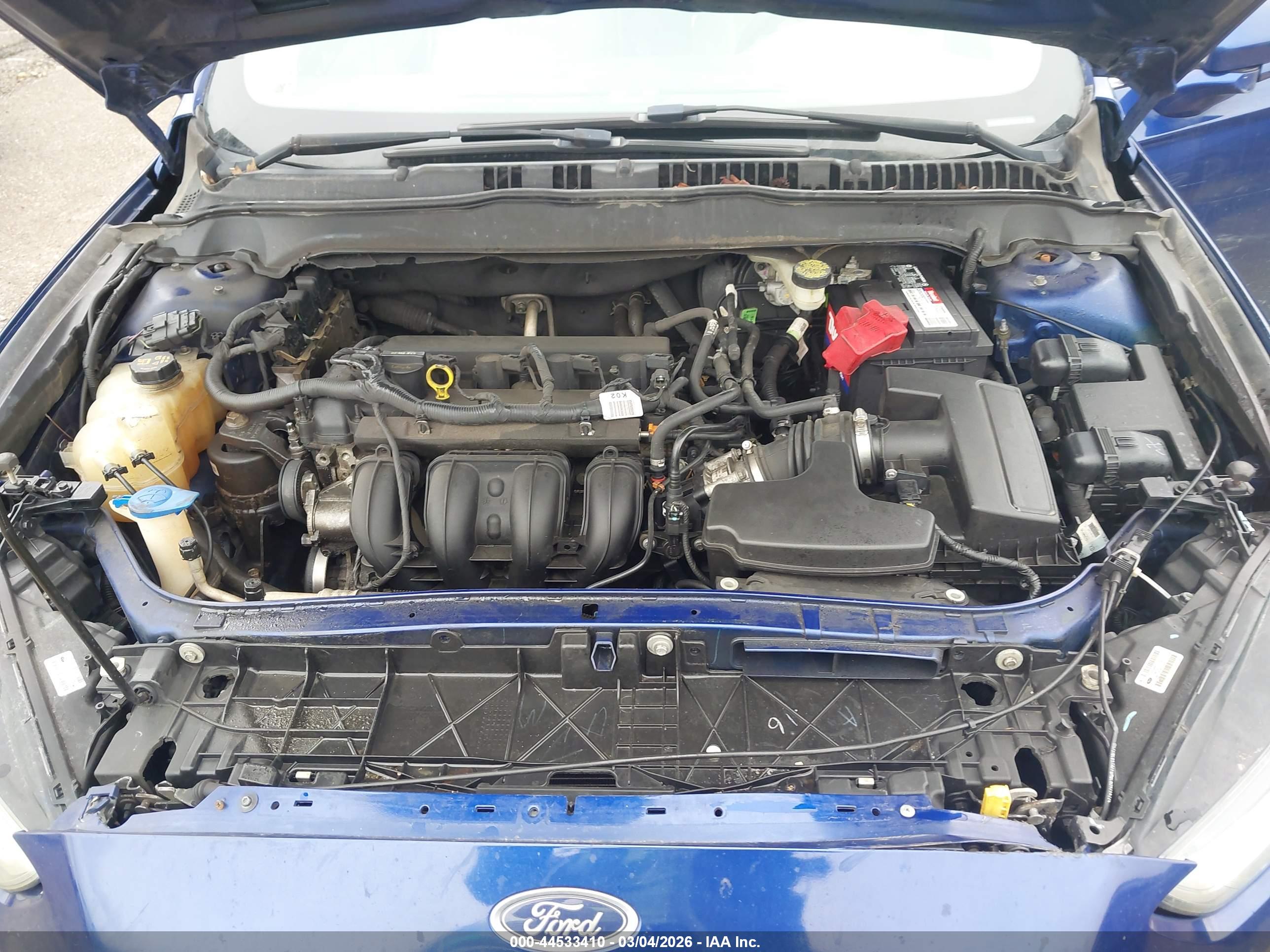 FORD FUSION image 10