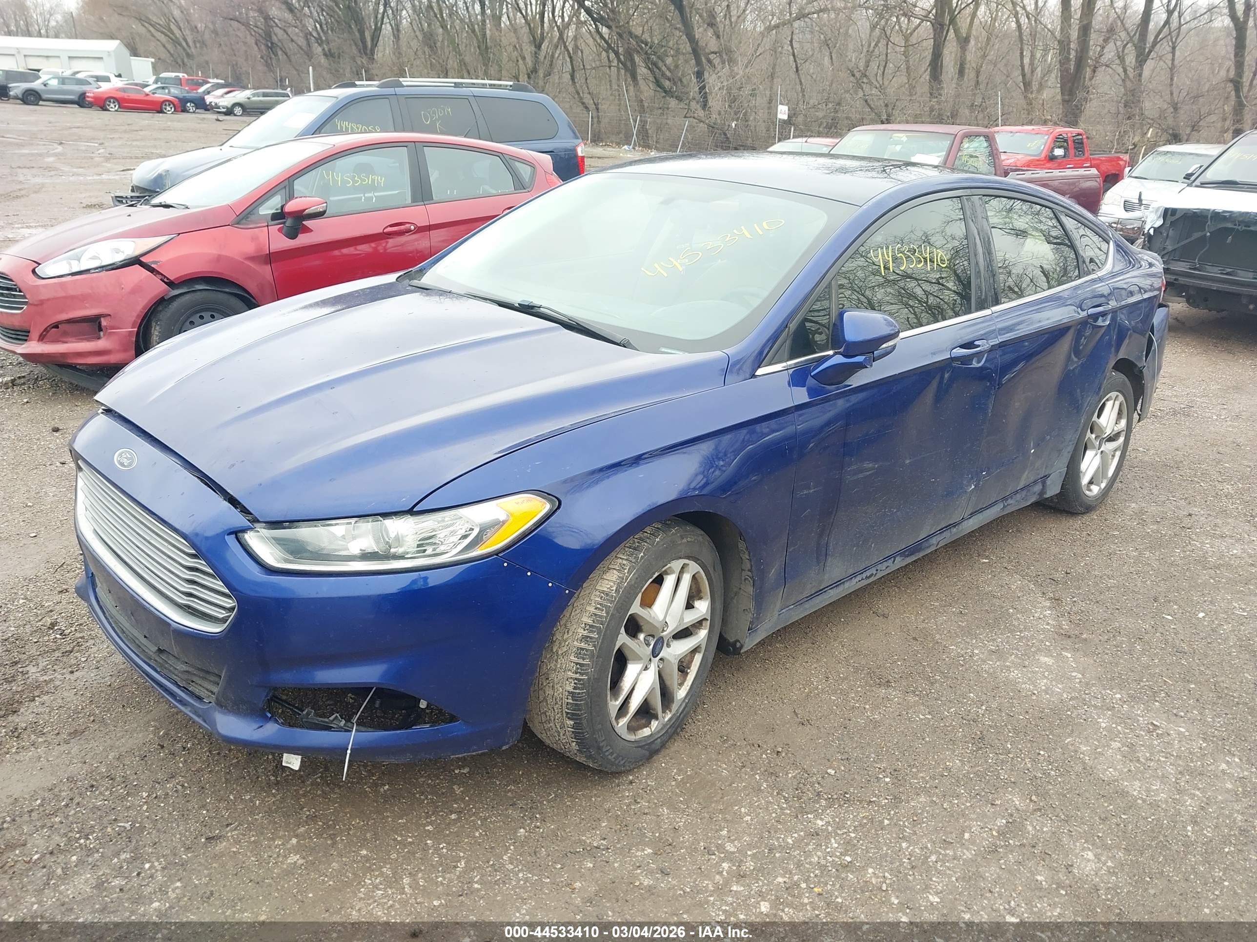FORD FUSION image 2