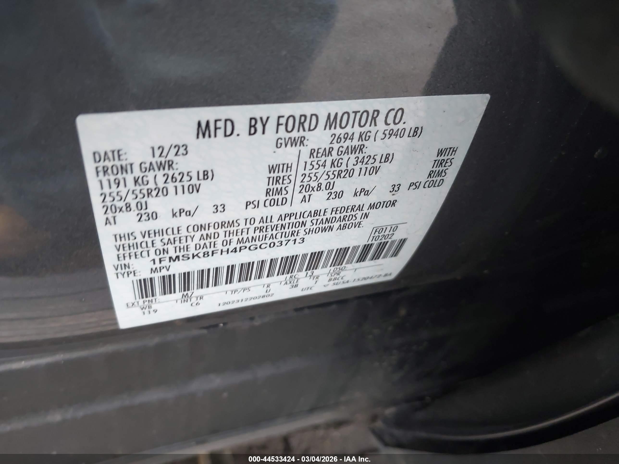 FORD EXPLORER image 9