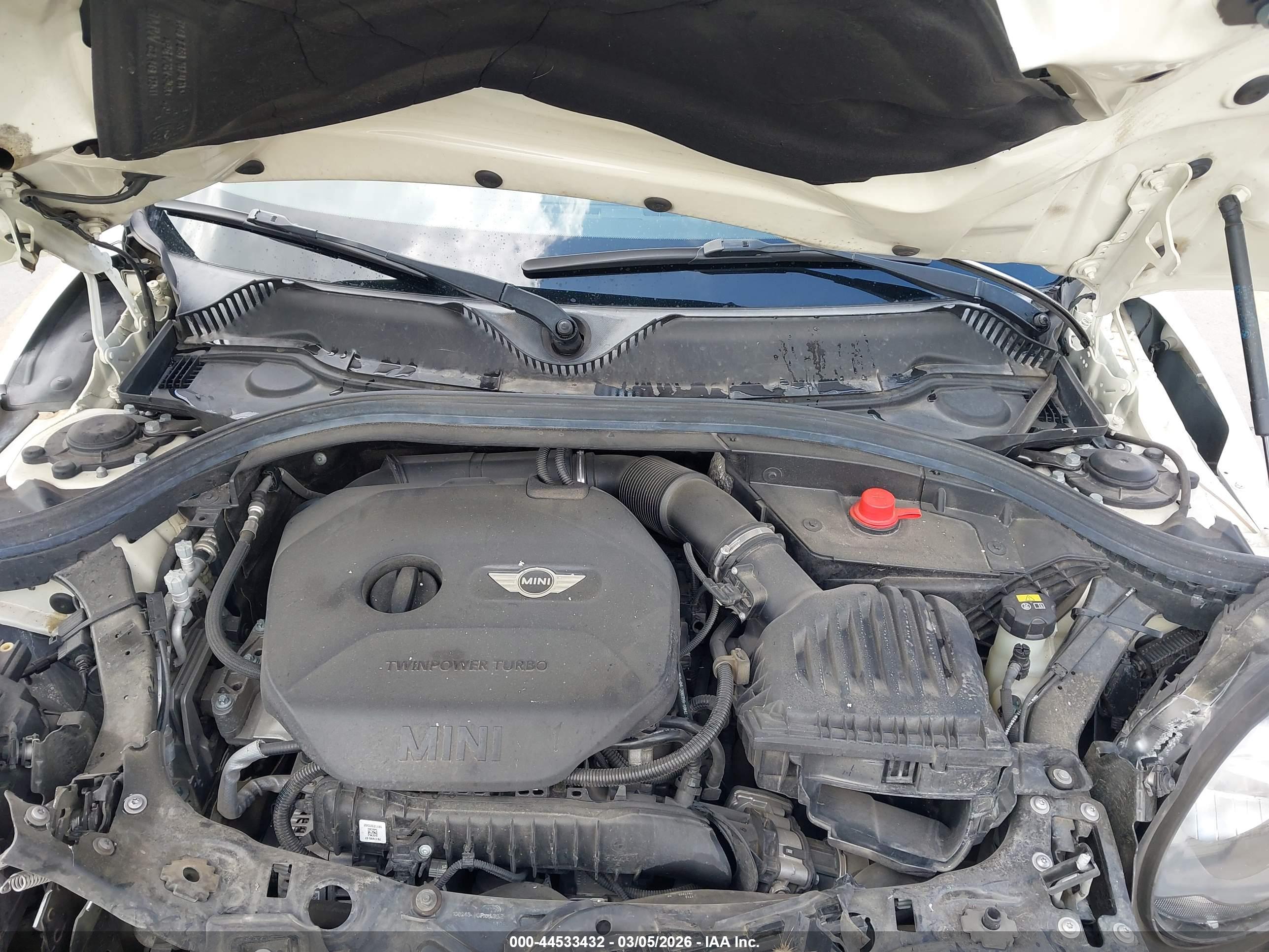 MINI CLUBMAN image 10