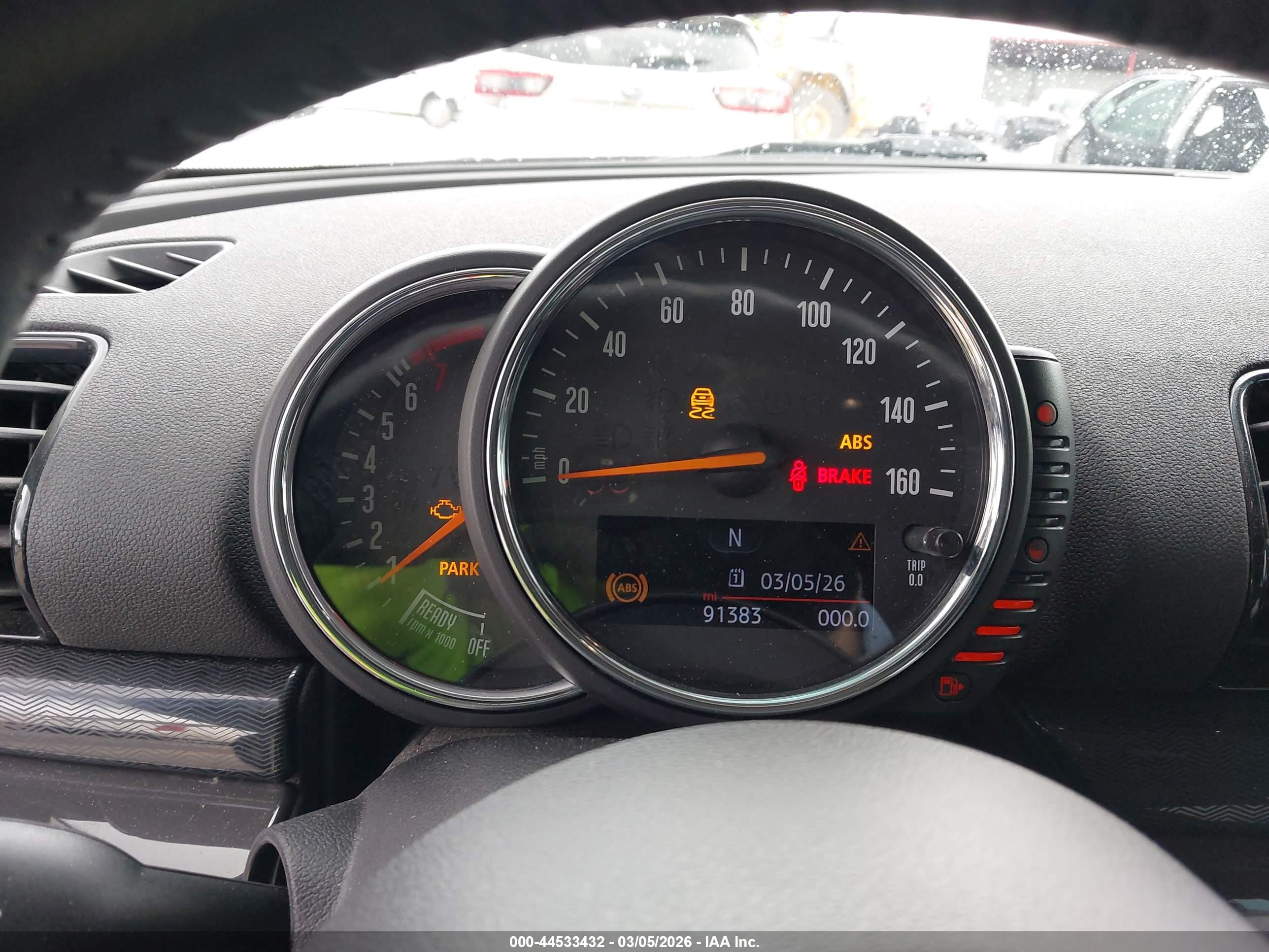 MINI CLUBMAN image 7