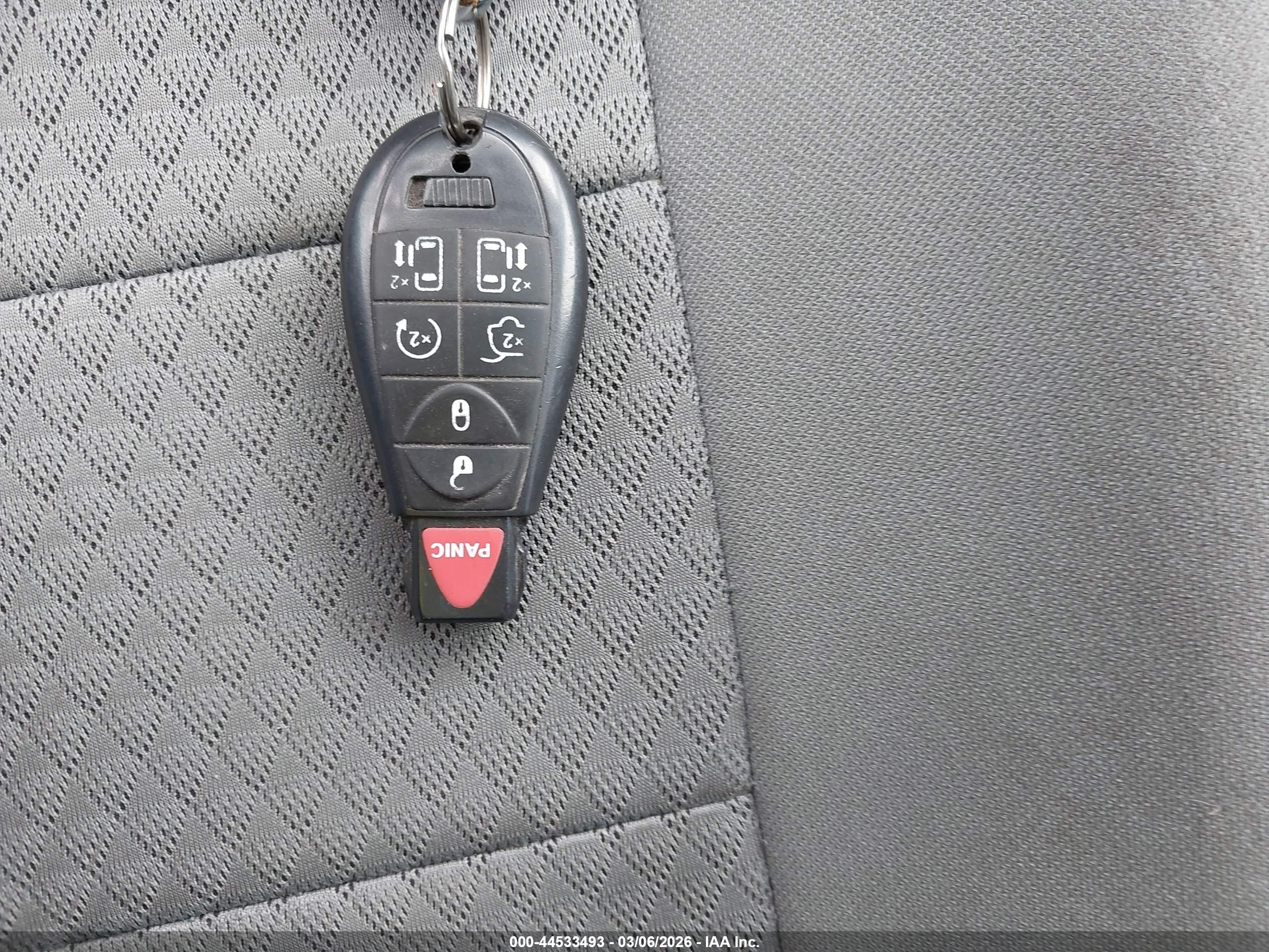 DODGE GRAND image 11