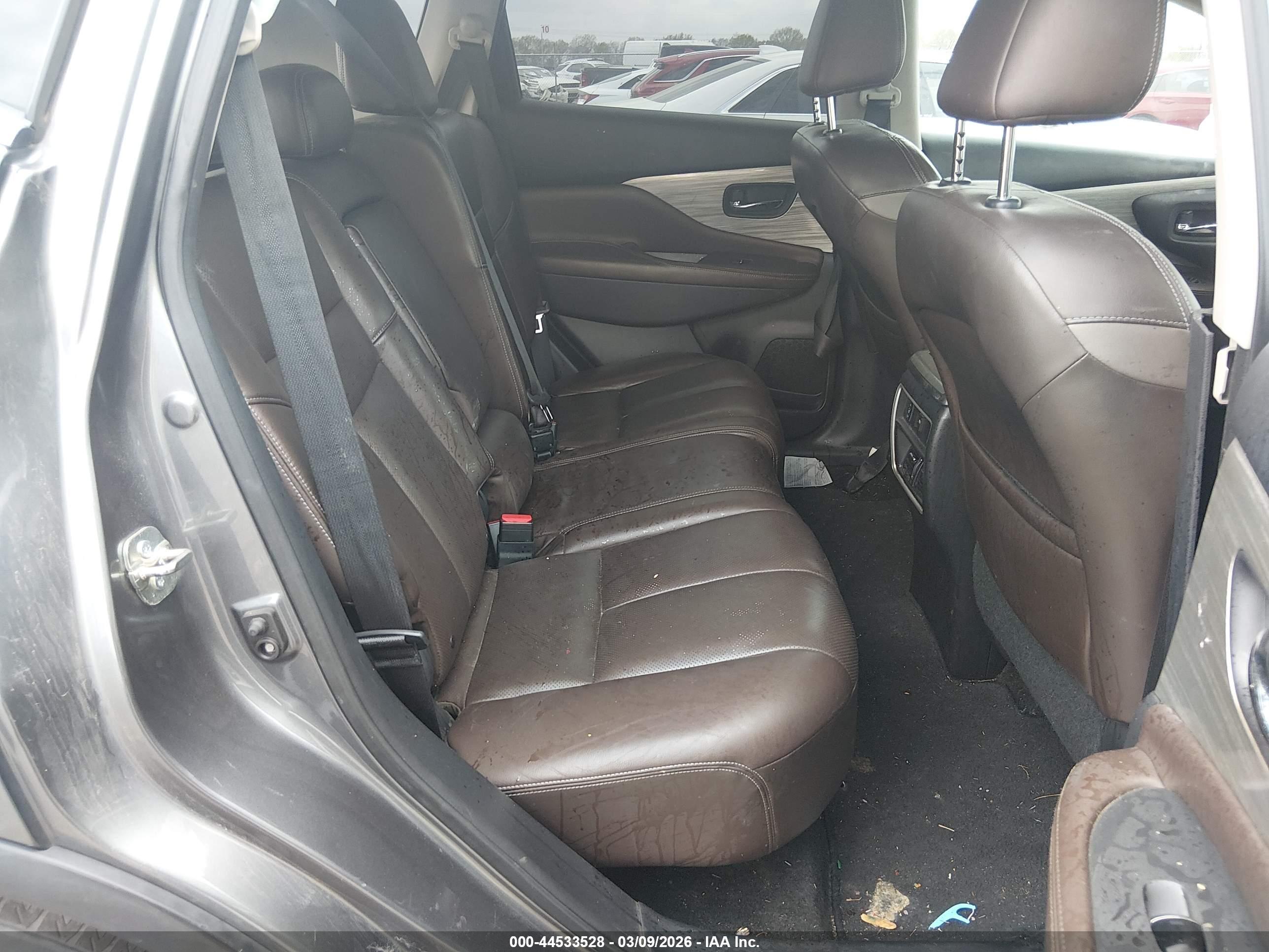 NISSAN MURANO image 8